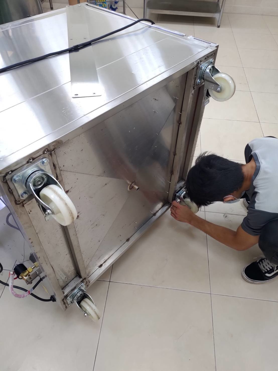 搬家公司推薦、台北搬家推薦【榮福搬家公司】南港搬家、桃園搬家公司推薦、新北搬家公司推薦、百貨公司進撤櫃、專櫃進撤櫃、企業搬運服務、搬公司行號、廠房遷移、公司行號搬遷、政府機關搬遷、百貨專櫃遷移、學校單位搬遷、精緻包裝、家庭搬家、搬鋼琴、搬工計時、搬工服務、人力搬運,針對顧客都秉持以用心實在專業搬家技巧,搬家實在用心值得您的信賴與選擇。歡迎來電咨詢02-2651-2727,榮福搬家有專員立即為您服務。搬家公司推薦、新北搬家推薦【榮福搬家公司】南港搬家、桃園搬家公司推薦、台北搬家公司推薦、搬家具、冰箱搬運、基隆搬家、搬家電、床墊搬運、搬公司行號、家庭搬家、搬鋼琴、搬工計時、搬工服務、人力搬運、搬運、搬家紙箱,針對顧客都秉持以用心實在專業搬家技巧,搬家實在用心值得您的信賴與選擇。歡迎來電咨詢02-2651-2727,榮福搬家有專員立即為您服務。特殊搬運、搬洗衣機【榮福搬家公司】大型烤箱,大型冰箱,臥式冰箱,食品冷藏展示櫃 搬家公司推薦、台北搬家推薦【榮福搬家公司】南港搬家、桃園搬家公司推薦、新北搬家公司推薦、百貨公司進撤櫃、專櫃進撤櫃、企業搬運服務、搬公司行號、廠房遷移、公司行號搬遷、政府機關搬遷、百貨專櫃遷移、學校單位搬遷、精緻包裝、家庭搬家、搬鋼琴、搬工計時、搬工服務、人力搬運,針對顧客都秉持以用心實在專業搬家技巧,搬家實在用心值得您的信賴與選擇。歡迎來電咨詢02-2651-2727,榮福搬家有專員立即為您服務。搬家公司推薦、新北搬家推薦【榮福搬家公司】南港搬家、桃園搬家公司推薦、台北搬家公司推薦、搬家具、冰箱搬運、基隆搬家、搬家電、床墊搬運、搬公司行號、家庭搬家、搬鋼琴、搬工計時、搬工服務、人力搬運、搬運、搬家紙箱,針對顧客都秉持以用心實在專業搬家技巧,搬家實在用心值得您的信賴與選擇。歡迎來電咨詢02-2651-2727,榮福搬家有專員立即為您服務。特殊搬運、搬洗衣機【榮福搬家公司】大型烤箱,大型冰箱,臥式冰箱,食品冷藏展示櫃