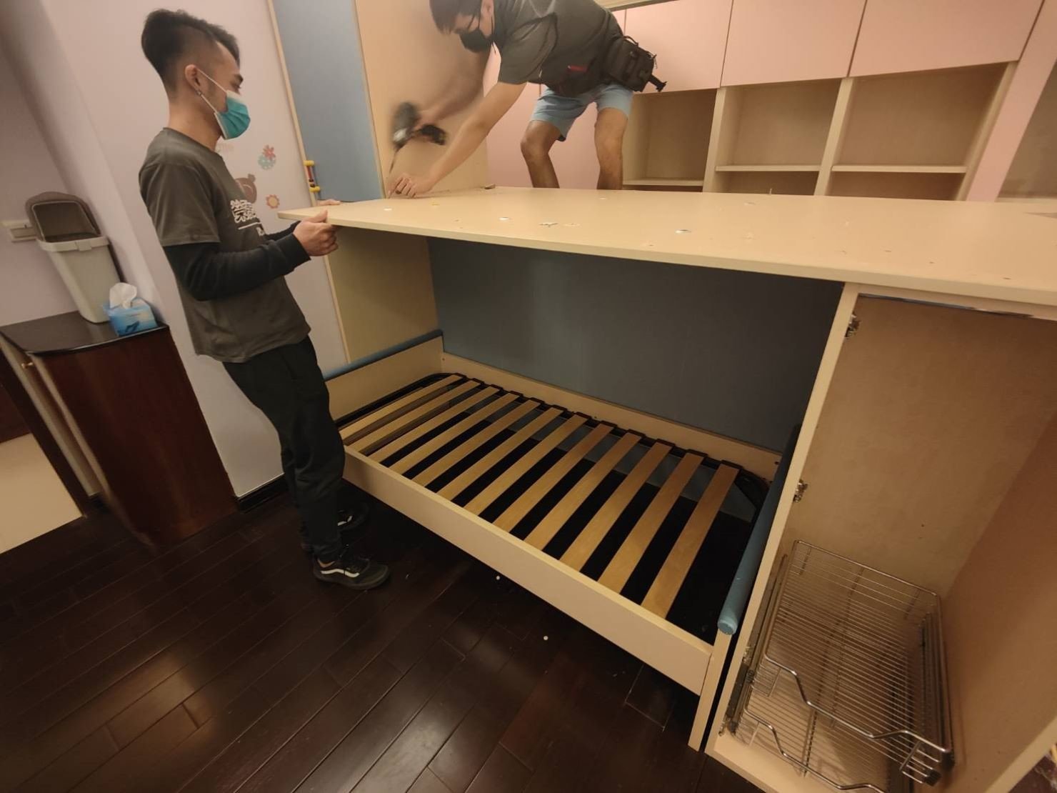 【榮福搬家公司】搬家首選、搬家公司推薦:IKEA、宜得利、B&Q等系統式家具拆裝找專業的榮福搬家就對了。優質搬家,包裝搬運「細膩包裝、專業搬運、用心服務、以客為尊」是榮福搬家公司的宗旨與精神。歡迎立即來電02-2651-2727專人服務。 【榮福搬家公司】搬家首選、搬家公司推薦:IKEA、宜得利、B&Q等系統式家具拆裝找專業的榮福搬家就對了。優質搬家,包裝搬運「細膩包裝、專業搬運、用心服務、以客為尊」是榮福搬家公司的宗旨與精神。歡迎立即來電02-2651-2727專人服務。