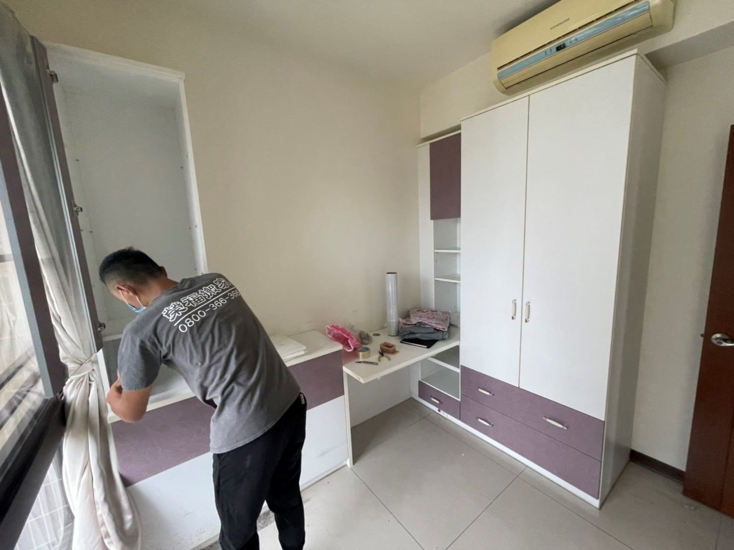 【榮福搬家公司】搬家首選、搬家公司推薦:IKEA、宜得利、B&Q等系統式家具拆裝找專業的榮福搬家就對了。優質搬家,包裝搬運「細膩包裝、專業搬運、用心服務、以客為尊」是榮福搬家公司的宗旨與精神。歡迎立即來電02-2651-2727專人服務。 【榮福搬家公司】搬家首選、搬家公司推薦:IKEA、宜得利、B&Q等系統式家具拆裝找專業的榮福搬家就對了。優質搬家,包裝搬運「細膩包裝、專業搬運、用心服務、以客為尊」是榮福搬家公司的宗旨與精神。歡迎立即來電02-2651-2727專人服務。