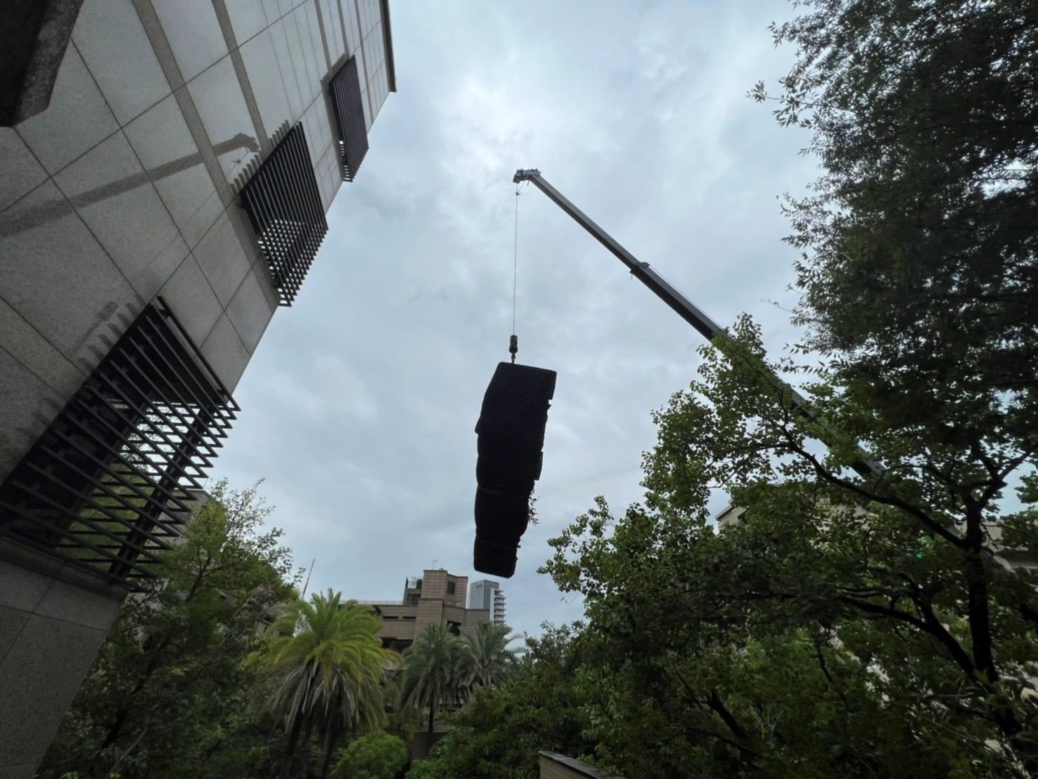 台北搬家吊掛搬運∣南港搬家吊掛搬運∣新北搬家吊掛搬運∣雙北搬家吊掛搬運∣汐止搬家吊掛搬運∣五股搬家吊掛搬運∣中永和搬家吊掛搬運∣板橋搬家吊掛搬運∣桃園搬家吊掛搬運推薦【榮福搬家】屬專業搬家細膩運唯一首選,累積20年各式各樣特殊重物的搬運經驗,專業敏捷快速完成您的各項搬運任務。榮福搬家具備精緻包裝搬運「細膩包裝、專業搬運、用心服務、以客為尊」是榮福搬家公司的宗旨與精神。歡迎立即來電02-2651-2727專人服務。 台北搬家吊掛搬運∣南港搬家吊掛搬運∣新北搬家吊掛搬運∣雙北搬家吊掛搬運∣汐止搬家吊掛搬運∣五股搬家吊掛搬運∣中永和搬家吊掛搬運∣板橋搬家吊掛搬運∣桃園搬家吊掛搬運推薦【榮福搬家】屬專業搬家細膩運唯一首選,累積20年各式各樣特殊重物的搬運經驗,專業敏捷快速完成您的各項搬運任務。榮福搬家具備精緻包裝搬運「細膩包裝、專業搬運、用心服務、以客為尊」是榮福搬家公司的宗旨與精神。歡迎立即來電02-2651-2727專人服務。