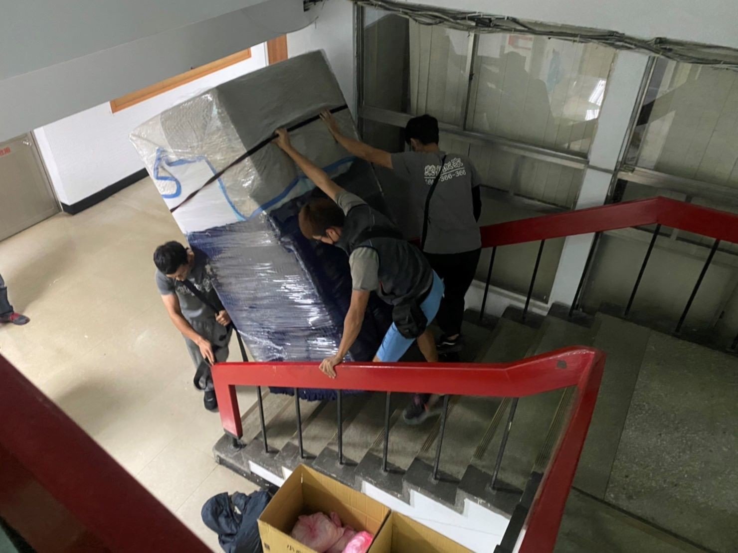 專搬生醫設備、搬精密儀器、實驗室冷凍櫃搬運、生技實驗設備、台北搬實驗設備、南港搬實驗設備、新北搬實驗設備、雙北搬實驗設備、汐止搬實驗設備、中永和搬實驗設備、板橋搬實驗設備、五股搬實驗設備、基隆搬實驗設備、桃園搬實驗設備、搬生醫設備推薦【榮福搬家】擁有各式各樣特殊重物搬運的經驗,用心實在給予最佳搬運服務,特殊重物搬運唯一首選榮福搬家公司。 專搬生醫設備、搬精密儀器、實驗室冷凍櫃搬運、生技實驗設備、台北搬實驗設備、南港搬實驗設備、新北搬實驗設備、雙北搬實驗設備、汐止搬實驗設備、中永和搬實驗設備、板橋搬實驗設備、五股搬實驗設備、基隆搬實驗設備、桃園搬實驗設備、搬生醫設備推薦【榮福搬家】擁有各式各樣特殊重物搬運的經驗,用心實在給予最佳搬運服務,特殊重物搬運唯一首選榮福搬家公司。