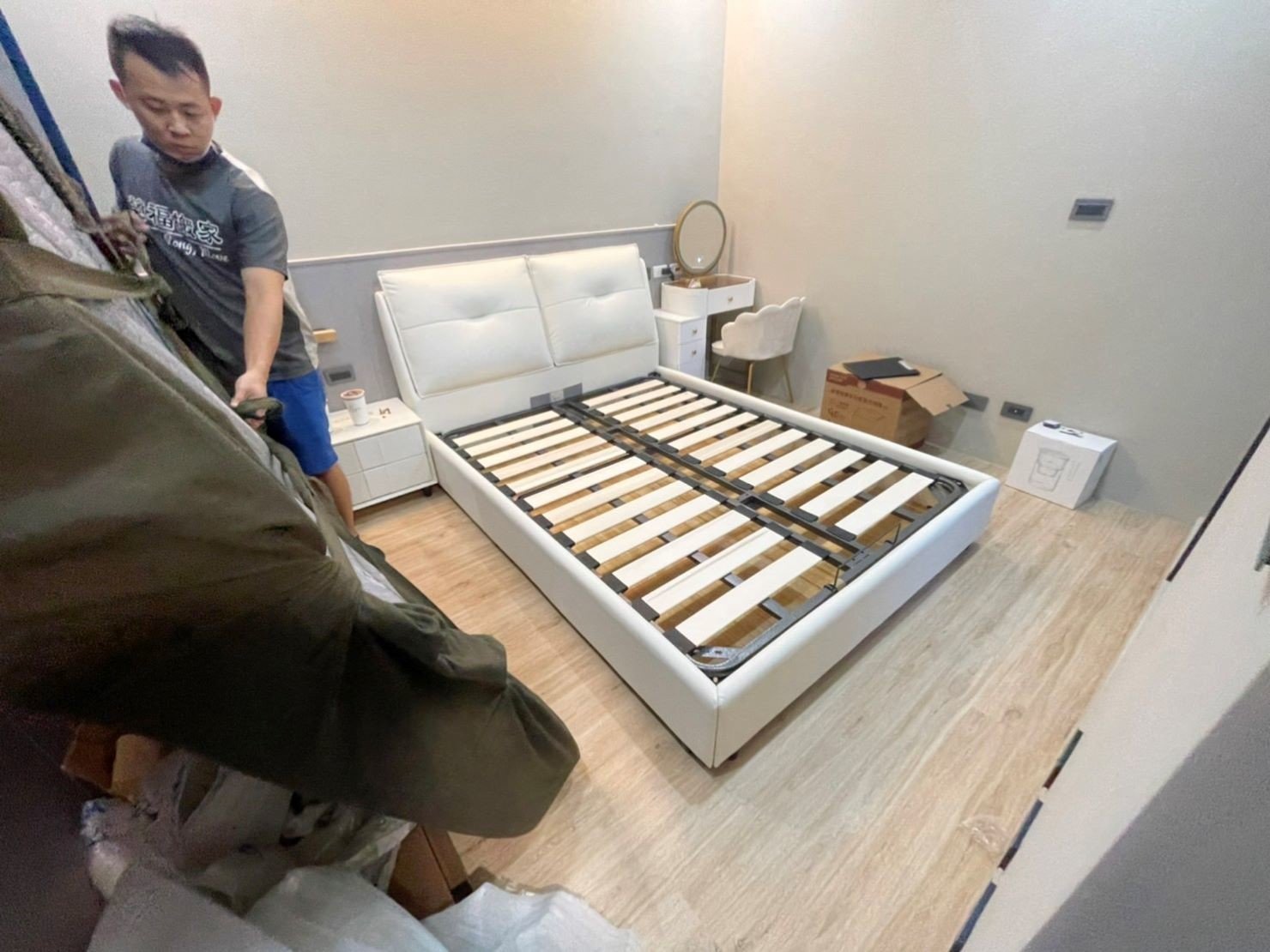 【榮福搬家公司】搬家首選、搬家公司推薦:IKEA、宜得利、B&Q等系統式家具拆裝找專業的榮福搬家就對了。優質搬家,包裝搬運「細膩包裝、專業搬運、用心服務、以客為尊」是榮福搬家公司的宗旨與精神。歡迎立即來電02-2651-2727專人服務。 【榮福搬家公司】搬家首選、搬家公司推薦:IKEA、宜得利、B&Q等系統式家具拆裝找專業的榮福搬家就對了。優質搬家,包裝搬運「細膩包裝、專業搬運、用心服務、以客為尊」是榮福搬家公司的宗旨與精神。歡迎立即來電02-2651-2727專人服務。