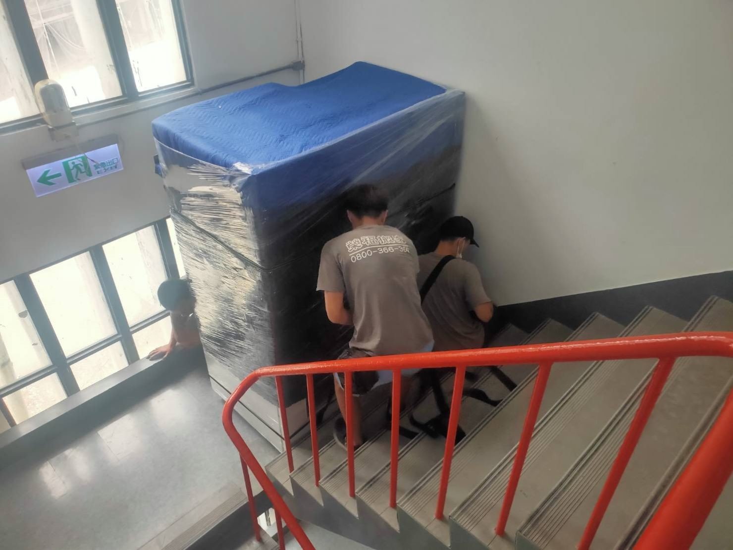 搬生物安全櫃無菌操作台、搬生醫設備、搬重物【榮福搬家公司】搬精密儀器、實驗室大型設備搬運、搬直立式冷凍櫃、搬培養箱、搬煙燻指紋箱、搬帳篷測濕儀、搬藥品冷藏櫃、石墩搬運、搬超低溫冷凍櫃、搬石頭桌椅、搬洗衣機、搬披薩窯、精搬金庫、搬保險櫃、精搬魚缸、精搬鋼琴、搬茶葉乾燥機、搬雷射雕刻切割機、跨縣市搬家、搬工計時、人力搬運、搬運、實驗室遷移、搬營業用冰箱、實驗室特殊儀器搬運、搬家首選、吊掛搬運、吊家具搬運、特殊重物搬運、生物科技儀器設備、專搬重物、新北搬家推薦、搬家公司、基隆搬家、南港搬家、桃園搬家公司、台北搬家公司推薦:大台北搬家,精緻包裝搬運「細膩包裝、專業搬運、用心服務、以客為尊」是榮福搬家公司的宗旨與精神。歡迎立即來電02-2651-2727專人服務。 搬生物安全櫃無菌操作台、搬生醫設備、搬重物【榮福搬家公司】搬精密儀器、實驗室大型設備搬運、搬直立式冷凍櫃、搬培養箱、搬煙燻指紋箱、搬帳篷測濕儀、搬藥品冷藏櫃、石墩搬運、搬超低溫冷凍櫃、搬石頭桌椅、搬洗衣機、搬披薩窯、精搬金庫、搬保險櫃、精搬魚缸、精搬鋼琴、搬茶葉乾燥機、搬雷射雕刻切割機、跨縣市搬家、搬工計時、人力搬運、搬運、實驗室遷移、搬營業用冰箱、實驗室特殊儀器搬運、搬家首選、吊掛搬運、吊家具搬運、特殊重物搬運、生物科技儀器設備、專搬重物、新北搬家推薦、搬家公司、基隆搬家、南港搬家、桃園搬家公司、台北搬家公司推薦:大台北搬家,精緻包裝搬運「細膩包裝、專業搬運、用心服務、以客為尊」是榮福搬家公司的宗旨與精神。歡迎立即來電02-2651-2727專人服務。