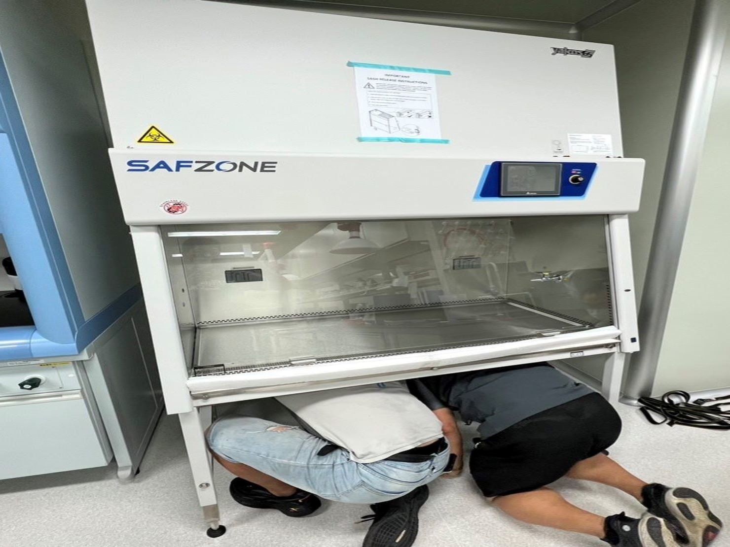 台北搬實驗室生醫設備∣南港搬實驗室生醫設備∣新北搬實驗室生醫設備∣雙北搬實驗室生醫設備∣汐止搬實驗室生醫設備∣中永和搬實驗室生醫設備∣板橋搬實驗室生醫設備∣五股搬實驗室生醫設備∣基隆搬實驗室生醫設備∣桃園搬實驗室生醫設備∣【榮福搬家】屬專業搬家細膩運唯一首選,累積20年各式各樣特殊儀器設備的搬運經驗,專業敏捷快速完成您的各項搬運任務。針對顧客都秉持以用心實在專業搬家技巧,搬家實在用心值得您的信賴與選擇。歡迎來電咨詢02-2651-2727,榮福搬家有專員立即為您服務。 台北搬實驗室生醫設備∣南港搬實驗室生醫設備∣新北搬實驗室生醫設備∣雙北搬實驗室生醫設備∣汐止搬實驗室生醫設備∣中永和搬實驗室生醫設備∣板橋搬實驗室生醫設備∣五股搬實驗室生醫設備∣基隆搬實驗室生醫設備∣桃園搬實驗室生醫設備∣【榮福搬家】屬專業搬家細膩運唯一首選,累積20年各式各樣特殊儀器設備的搬運經驗,專業敏捷快速完成您的各項搬運任務。針對顧客都秉持以用心實在專業搬家技巧,搬家實在用心值得您的信賴與選擇。歡迎來電咨詢02-2651-2727,榮福搬家有專員立即為您服務。
