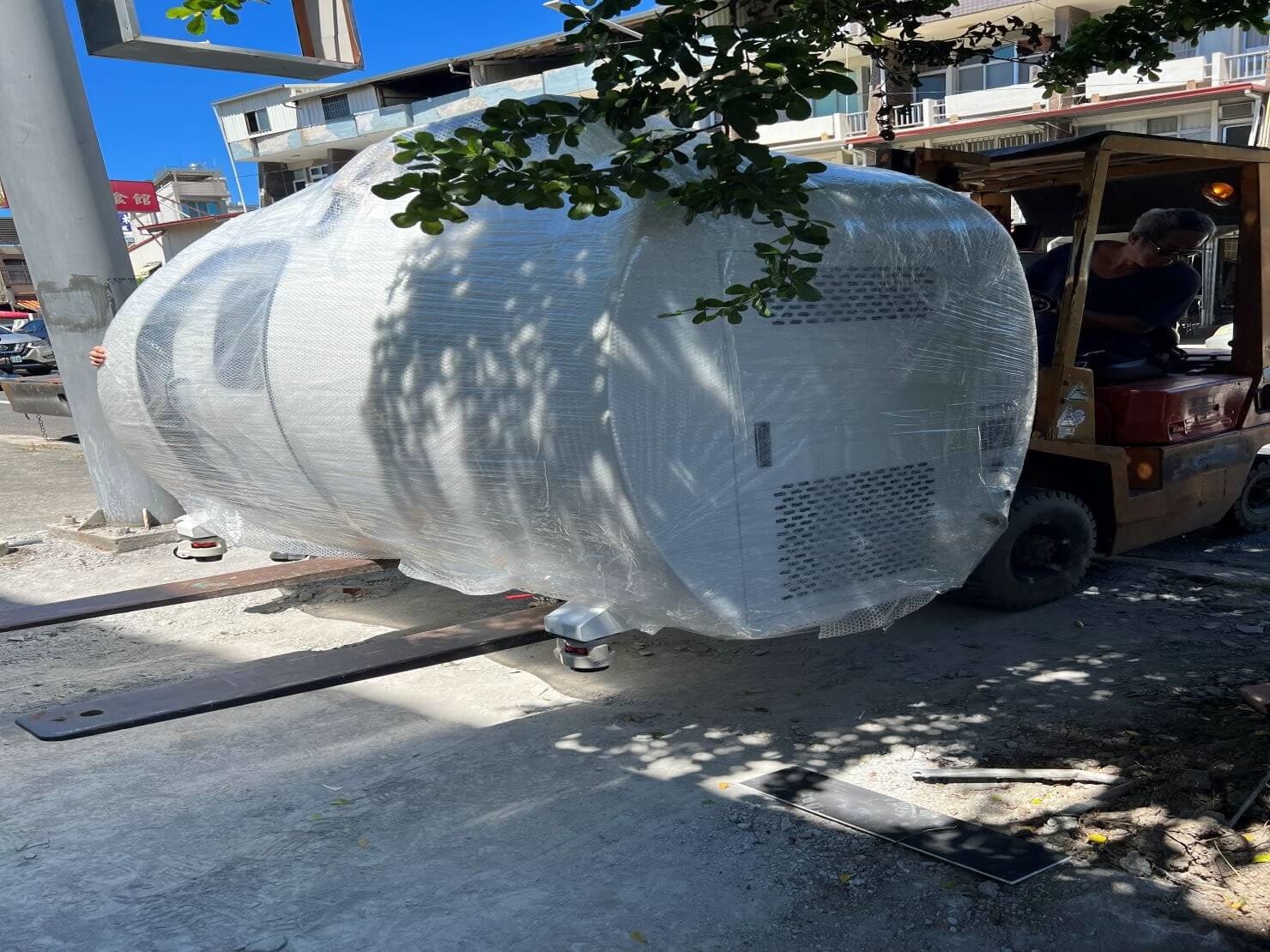 台北搬家重物吊掛搬運∣南港搬家重物吊掛搬運∣新北搬家重物吊掛搬運∣雙北搬家重物吊掛搬運∣汐止搬家重物吊掛運∣五股搬家重物吊搬運搬運∣ ∣板橋搬家重物吊掛搬運∣桃園搬家重物吊掛搬運推薦【榮福搬家】屬專業搬家細吊累運唯一的選擇,累積20年來特殊重物的搬運經驗,專業敏捷快速完成您的各項搬運任務。榮福搬家擁有精細的包裝搬運「精細包裝、專業搬運、用心服務、以客為尊」是榮福家搬運公司的宗旨與精神。歡迎立即來電02-2651-2727人服務。 台北搬家重物吊掛搬運∣南港搬家重物吊掛搬運∣新北搬家重物吊掛搬運∣雙北搬家重物吊掛搬運∣汐止搬家重物吊掛運∣五股搬家重物吊搬運搬運∣ ∣板橋搬家重物吊掛搬運∣桃園搬家重物吊掛搬運推薦【榮福搬家】屬專業搬家細吊累運唯一的選擇,累積20年來特殊重物的搬運經驗,專業敏捷快速完成您的各項搬運任務。榮福搬家擁有精細的包裝搬運「精細包裝、專業搬運、用心服務、以客為尊」是榮福家搬運公司的宗旨與精神。歡迎立即來電02-2651-2727人服務。