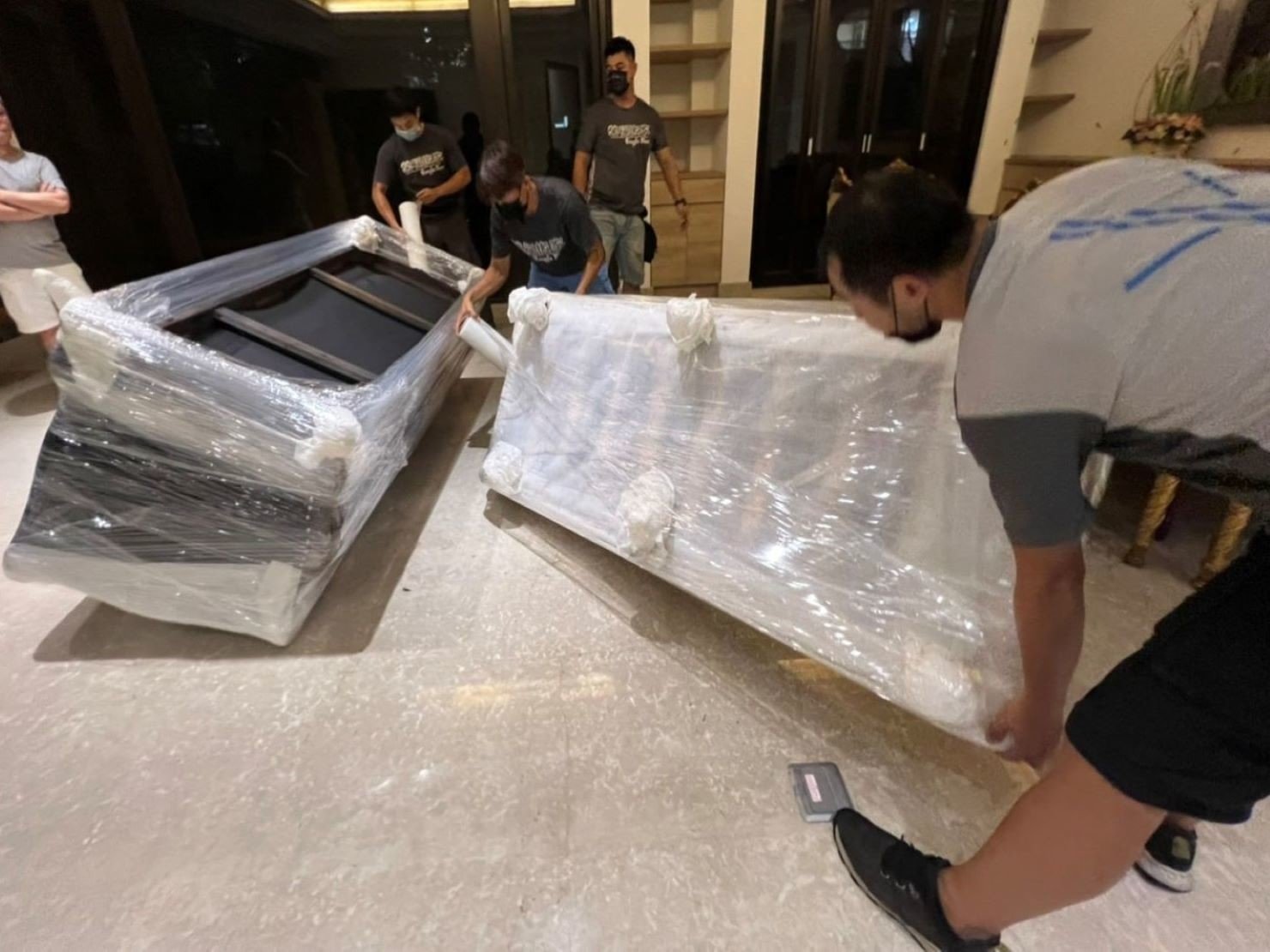 台北倉儲暫放精緻包裝∣南港倉儲暫放精緻包裝∣新北倉儲暫放精緻包裝∣雙北倉儲暫放精緻包裝∣汐止倉儲暫放精緻包裝∣中永和倉儲暫放精緻包裝∣板橋倉儲暫放精緻包裝∣五股倉儲暫放精緻包裝∣基隆倉儲暫放精緻包裝∣桃園倉儲暫放精緻包裝,精緻包裝搬運「細膩包裝、專業搬運、用心服務、以客為尊」是榮福搬家公司的宗旨與精神。歡迎立即來電02-2651-2727專人服務。 台北倉儲暫放精緻包裝∣南港倉儲暫放精緻包裝∣新北倉儲暫放精緻包裝∣雙北倉儲暫放精緻包裝∣汐止倉儲暫放精緻包裝∣中永和倉儲暫放精緻包裝∣板橋倉儲暫放精緻包裝∣五股倉儲暫放精緻包裝∣基隆倉儲暫放精緻包裝∣桃園倉儲暫放精緻包裝,精緻包裝搬運「細膩包裝、專業搬運、用心服務、以客為尊」是榮福搬家公司的宗旨與精神。歡迎立即來電02-2651-2727專人服務。