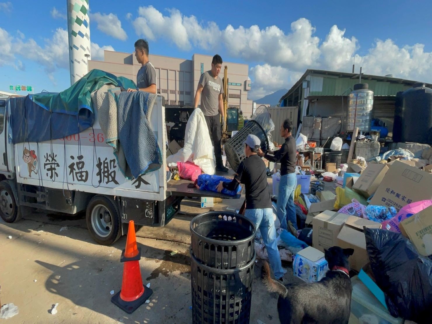 搬家公司推薦、新北搬家推薦【榮福搬家公司】南港搬家、桃園搬家公司推薦、台北搬家公司推薦、廢棄家具處理、廢棄家具清運、家庭廢棄物清運、清運、搬家、家具垃圾清運、垃圾廢棄處理、垃圾廢棄清運、搬家具、大型家具搬運、冰箱搬運、基隆搬家、搬家電、床墊搬運、搬公司行號、跨縣市搬家、家庭搬家、搬鋼琴、搬工、搬運、搬家紙箱,針對顧客都秉持以用心實在專業搬家技巧,搬家實在用心值得您的信賴與選擇。歡迎來電咨詢02-2651-2727,榮福搬家有專員立即為您服務。 搬家公司推薦、新北搬家推薦【榮福搬家公司】南港搬家、桃園搬家公司推薦、台北搬家公司推薦、廢棄家具處理、廢棄家具清運、家庭廢棄物清運、清運、搬家、家具垃圾清運、垃圾廢棄處理、垃圾廢棄清運、搬家具、大型家具搬運、冰箱搬運、基隆搬家、搬家電、床墊搬運、搬公司行號、跨縣市搬家、家庭搬家、搬鋼琴、搬工、搬運、搬家紙箱,針對顧客都秉持以用心實在專業搬家技巧,搬家實在用心值得您的信賴與選擇。歡迎來電咨詢02-2651-2727,榮福搬家有專員立即為您服務。