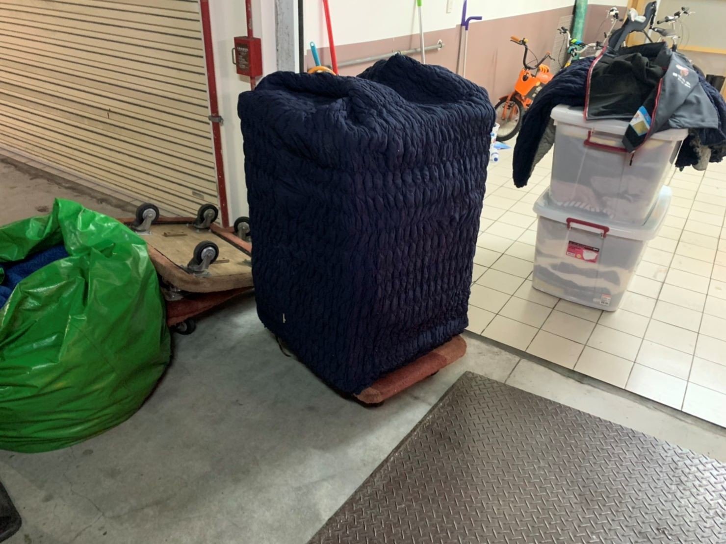 搬家推薦【榮福搬家】搬家口碑第一、台北搬家、新北搬家:榮福搬家-滾筒洗衣機與烘衣機專業搬運、細膩包裝。 搬家推薦【榮福搬家】搬家口碑第一、台北搬家、新北搬家:榮福搬家-滾筒洗衣機與烘衣機專業搬運、細膩包裝。