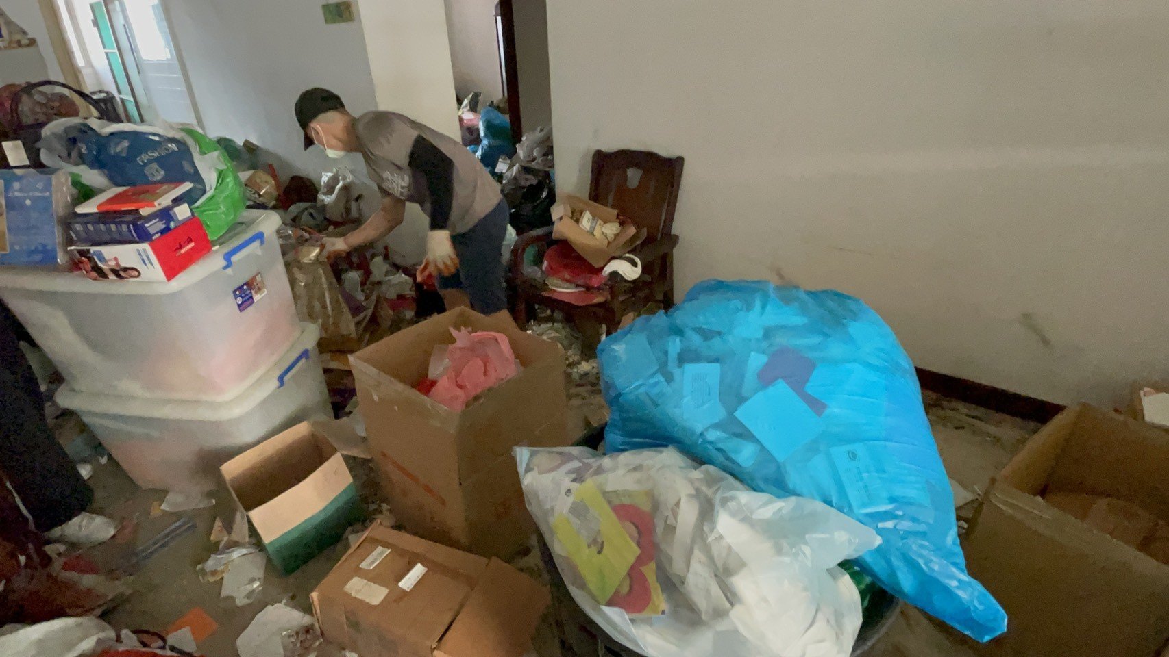 新北市垃圾清運、台北市垃圾清運、不要的家具怎麼辦、搬家公司推薦、新北搬家公司推薦【榮福搬家公司】南港搬家、桃園搬家公司推薦、桃園大型垃圾、台北搬家公司推薦、搬垃圾處理、家庭廢棄物清運、廢棄物處理、搬運廢棄物、家具垃圾處理、清運、搬家具、冰箱搬運、基隆搬家、大型家電回收清運、床墊搬運、搬衣櫃、大型家具丟棄、大型家具清運、搬公司行號、家庭垃圾清運公司、清垃圾、廢棄家具處理、廢棄家具清運、垃圾清運費用、搬家車,針對顧客都秉持以用心實在專業搬家技巧,搬家實在用心值得您的信賴與選擇。歡迎來電咨詢02-2651-2727,榮福搬家有專員立即為您服務。 新北市垃圾清運、台北市垃圾清運、不要的家具怎麼辦、搬家公司推薦、新北搬家公司推薦【榮福搬家公司】南港搬家、桃園搬家公司推薦、桃園大型垃圾、台北搬家公司推薦、搬垃圾處理、家庭廢棄物清運、廢棄物處理、搬運廢棄物、家具垃圾處理、清運、搬家具、冰箱搬運、基隆搬家、大型家電回收清運、床墊搬運、搬衣櫃、大型家具丟棄、大型家具清運、搬公司行號、家庭垃圾清運公司、清垃圾、廢棄家具處理、廢棄家具清運、垃圾清運費用、搬家車,針對顧客都秉持以用心實在專業搬家技巧,搬家實在用心值得您的信賴與選擇。歡迎來電咨詢02-2651-2727,榮福搬家有專員立即為您服務。