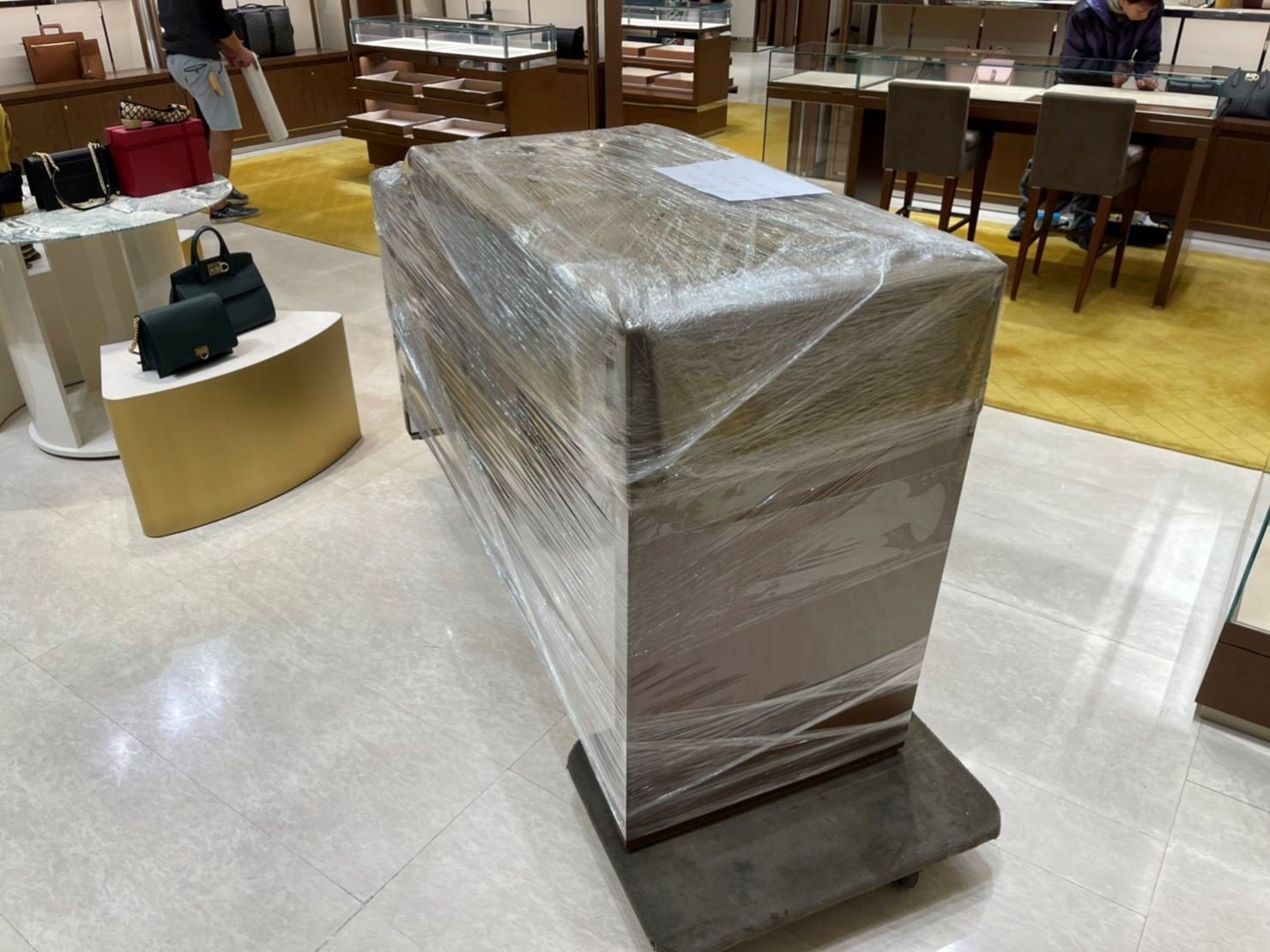搬家公司推薦、台北搬家推薦【榮福搬家公司】南港搬家、桃園搬家公司推薦、新北搬家公司推薦、企業搬運服務、搬公司行號、廠房遷移、公司行號搬遷、政府機關搬遷、百貨專櫃遷移、學校單位搬遷、精緻包裝、家庭搬家、搬鋼琴、搬工,針對顧客都秉持以用心實在專業搬家技巧,搬家實在用心值得您的信賴與選擇。歡迎來電咨詢02-2651-2727,榮福搬家有專員立即為您服務。 搬家公司推薦、台北搬家推薦【榮福搬家公司】南港搬家、桃園搬家公司推薦、新北搬家公司推薦、企業搬運服務、搬公司行號、廠房遷移、公司行號搬遷、政府機關搬遷、百貨專櫃遷移、學校單位搬遷、精緻包裝、家庭搬家、搬鋼琴、搬工,針對顧客都秉持以用心實在專業搬家技巧,搬家實在用心值得您的信賴與選擇。歡迎來電咨詢02-2651-2727,榮福搬家有專員立即為您服務。