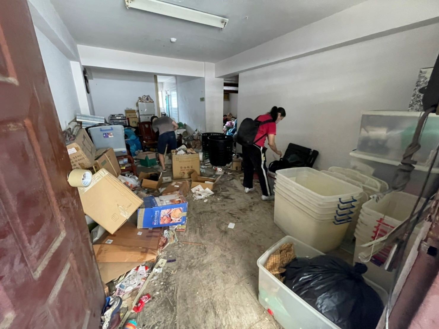 新北市垃圾清運、台北市垃圾清運、不要的家具怎麼辦、搬家公司推薦、新北搬家公司推薦【榮福搬家公司】南港搬家、桃園搬家公司推薦、桃園大型垃圾、台北搬家公司推薦、搬垃圾處理、家庭廢棄物清運、廢棄物處理、搬運廢棄物、家具垃圾處理、清運、搬家具、冰箱搬運、基隆搬家、大型家電回收清運、床墊搬運、搬衣櫃、大型家具丟棄、大型家具清運、搬公司行號、家庭垃圾清運公司、清垃圾、廢棄家具處理、廢棄家具清運、垃圾清運費用、搬家車,針對顧客都秉持以用心實在專業搬家技巧,搬家實在用心值得您的信賴與選擇。歡迎來電咨詢02-2651-2727,榮福搬家有專員立即為您服務。 新北市垃圾清運、台北市垃圾清運、不要的家具怎麼辦、搬家公司推薦、新北搬家公司推薦【榮福搬家公司】南港搬家、桃園搬家公司推薦、桃園大型垃圾、台北搬家公司推薦、搬垃圾處理、家庭廢棄物清運、廢棄物處理、搬運廢棄物、家具垃圾處理、清運、搬家具、冰箱搬運、基隆搬家、大型家電回收清運、床墊搬運、搬衣櫃、大型家具丟棄、大型家具清運、搬公司行號、家庭垃圾清運公司、清垃圾、廢棄家具處理、廢棄家具清運、垃圾清運費用、搬家車,針對顧客都秉持以用心實在專業搬家技巧,搬家實在用心值得您的信賴與選擇。歡迎來電咨詢02-2651-2727,榮福搬家有專員立即為您服務。
