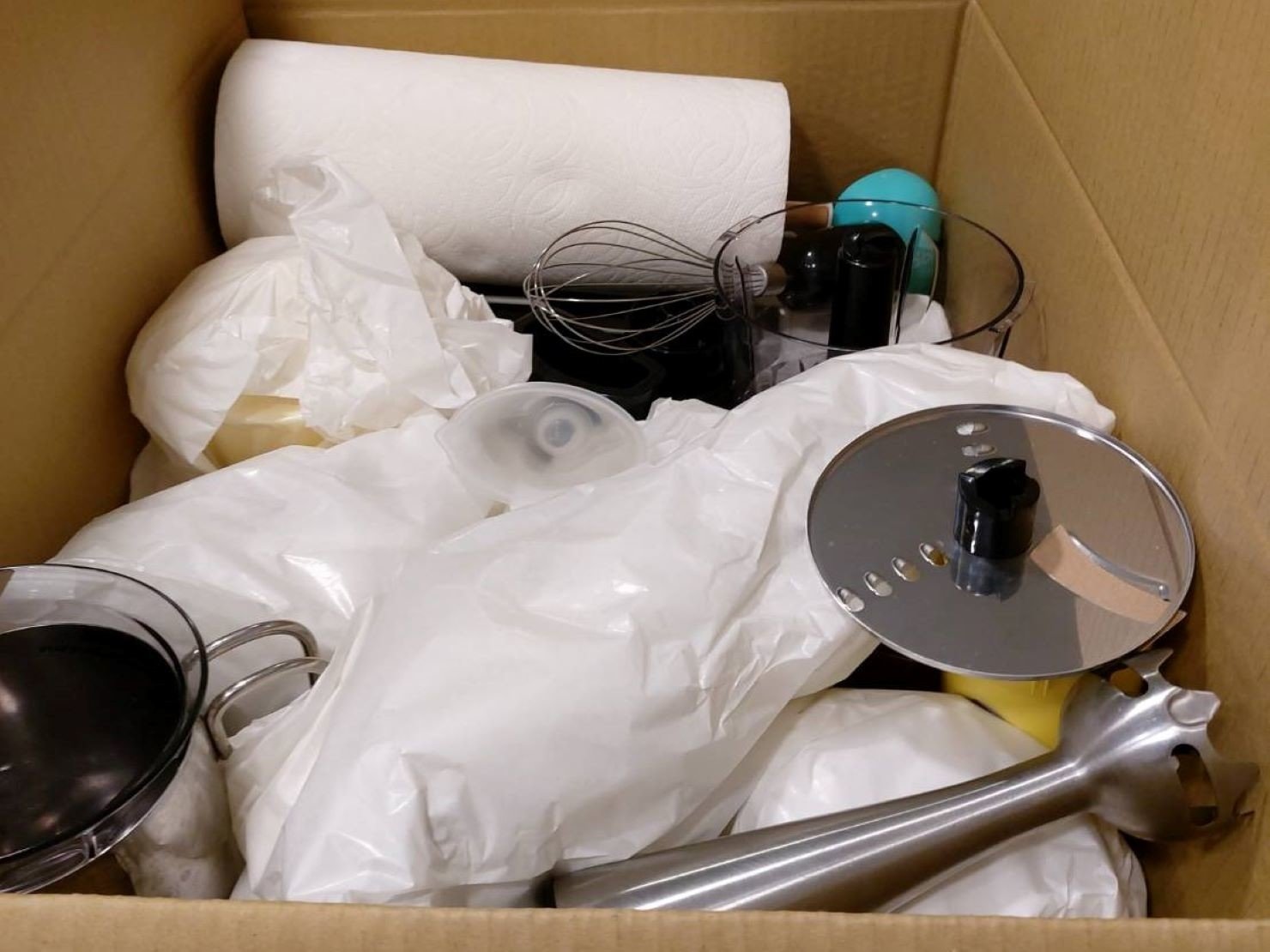 專人打包、搬家公司推薦、新北搬家公司推薦【榮福搬家公司】基隆搬家、南港搬家、桃園搬家公司推薦、家庭搬家、精緻搬家、精緻包裝、打包裝箱、跨縣市搬家、搬工計時、廚房家電包裝、廚房碗盤、人工搬運、搬家具、白土報紙、搬家首選、搬家紙箱、氣泡捲、膠膜、黃色透明膠帶、大型家具搬運、台北搬家公司推薦:大台北搬家,精緻包裝搬運「細膩包裝、專業搬運、用心服務、以客為尊」是榮福搬家公司的宗旨與精神。歡迎立即來電02-2651-2727專人服務。 專人打包、搬家公司推薦、新北搬家公司推薦【榮福搬家公司】基隆搬家、南港搬家、桃園搬家公司推薦、家庭搬家、精緻搬家、精緻包裝、打包裝箱、跨縣市搬家、搬工計時、廚房家電包裝、廚房碗盤、人工搬運、搬家具、白土報紙、搬家首選、搬家紙箱、氣泡捲、膠膜、黃色透明膠帶、大型家具搬運、台北搬家公司推薦:大台北搬家,精緻包裝搬運「細膩包裝、專業搬運、用心服務、以客為尊」是榮福搬家公司的宗旨與精神。歡迎立即來電02-2651-2727專人服務。
