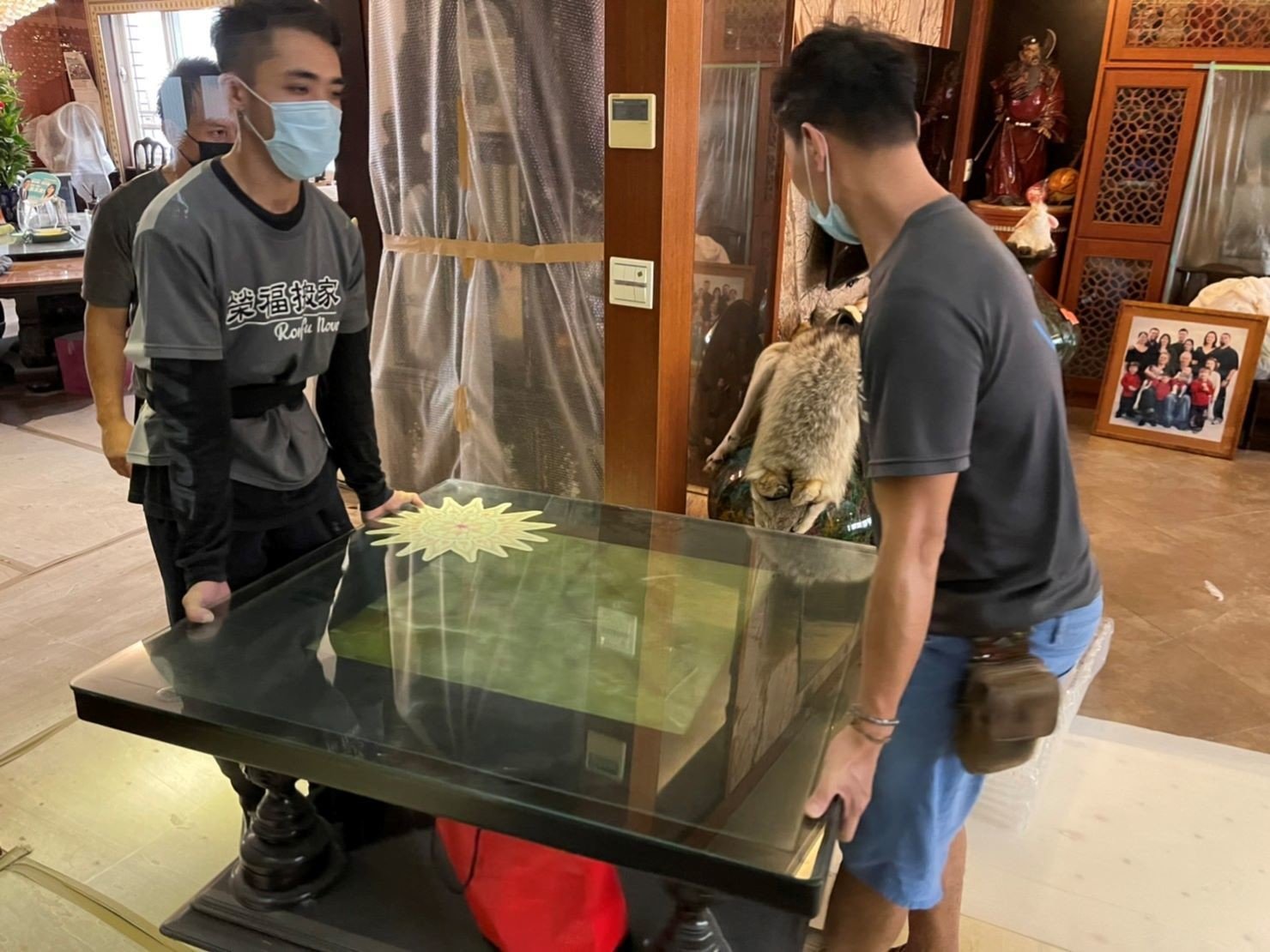搬浴缸、按摩浴缸、TOTO浴缸、TOTO太空寢浴、搬重物【榮福搬家公司】精搬重物、搬家具、搬家首選、特殊重物搬運、單件重物搬運、專搬重物、企業搬運服務、公司行號搬遷、搬遷、新北搬家公司推薦、搬家公司、基隆搬家、南港搬家、桃園搬家公司推薦、台北搬家公司推薦:大台北搬家,精緻包裝搬運「細膩包裝、專業搬運、用心服務、以客為尊」是榮福搬家公司的宗旨與精神。歡迎立即來電02-2651-2727專人服務。 搬浴缸、按摩浴缸、TOTO浴缸、TOTO太空寢浴、搬重物【榮福搬家公司】精搬重物、搬家具、搬家首選、特殊重物搬運、單件重物搬運、專搬重物、企業搬運服務、公司行號搬遷、搬遷、新北搬家公司推薦、搬家公司、基隆搬家、南港搬家、桃園搬家公司推薦、台北搬家公司推薦:大台北搬家,精緻包裝搬運「細膩包裝、專業搬運、用心服務、以客為尊」是榮福搬家公司的宗旨與精神。歡迎立即來電02-2651-2727專人服務。