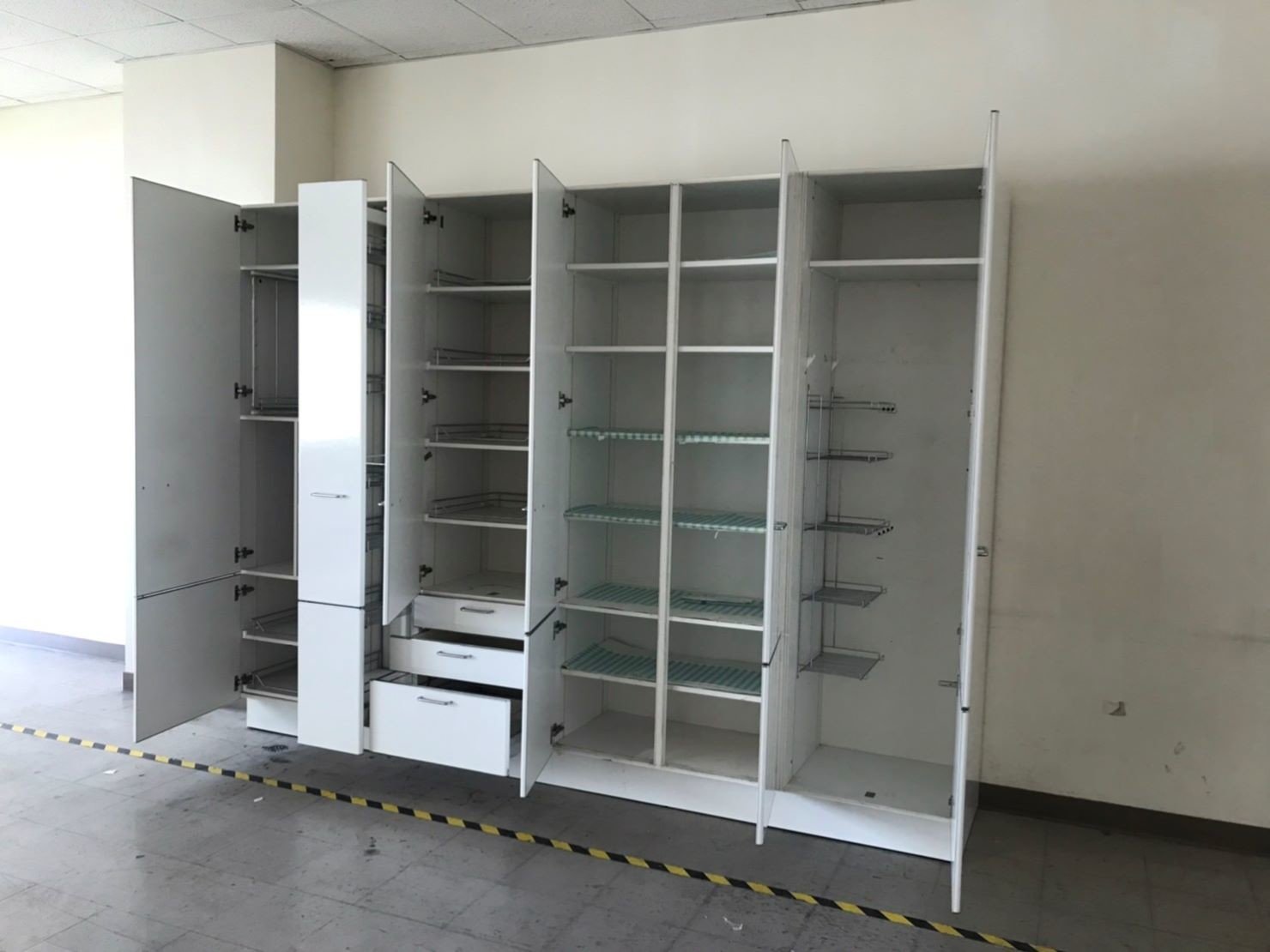 大型家具搬運、搬家具、床墊搬運,歡迎來電咨詢02-2651-2727,榮福搬家有專員立即為您服務。【榮福搬家公司】搬家首選、搬家公司推薦、系統式家具拆裝找專業的榮福搬家就對了。優質搬家,針對顧客都秉持以用心實在專業搬家技巧,搬家實在用心值得您的信賴與選擇。歡迎來電咨詢02-2651-2727,榮福搬家有專員立即為您服務。 大型家具搬運、搬家具、床墊搬運,歡迎來電咨詢02-2651-2727,榮福搬家有專員立即為您服務。【榮福搬家公司】搬家首選、搬家公司推薦、系統式家具拆裝找專業的榮福搬家就對了。優質搬家,針對顧客都秉持以用心實在專業搬家技巧,搬家實在用心值得您的信賴與選擇。歡迎來電咨詢02-2651-2727,榮福搬家有專員立即為您服務。