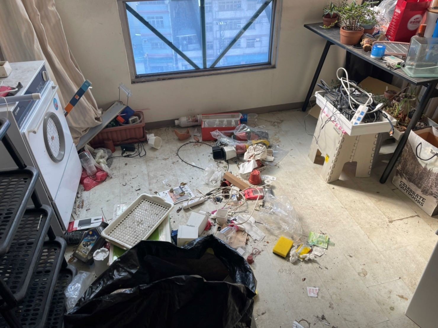 新北市垃圾清運、台北垃圾清運、不要的家具怎麼辦、搬家公司推薦、新北搬家推薦【榮福搬家公司】南港搬家、桃園搬家公司推薦、桃園大型垃圾、台北搬家公司推薦、租屋族、套房、雅房、房東、房東最愛、搬垃圾處理、家庭廢棄物清運、廢棄物處理、搬運廢棄物、家具垃圾處理、清運、搬家具、冰箱搬運、基隆搬家、大型家電回收清運、床墊搬運、搬衣櫃、大型家具丟棄、搬公司行號、家庭垃圾清運公司、清垃圾、廢棄家具處理、廢棄家具清運、搬家車,針對顧客都秉持以用心實在專業搬家技巧,搬家實在用心值得您的信賴與選擇。歡迎來電咨詢02-2651-2727,榮福搬家有專員立即為您服務。 新北市垃圾清運、台北垃圾清運、不要的家具怎麼辦、搬家公司推薦、新北搬家推薦【榮福搬家公司】南港搬家、桃園搬家公司推薦、桃園大型垃圾、台北搬家公司推薦、租屋族、套房、雅房、房東、房東最愛、搬垃圾處理、家庭廢棄物清運、廢棄物處理、搬運廢棄物、家具垃圾處理、清運、搬家具、冰箱搬運、基隆搬家、大型家電回收清運、床墊搬運、搬衣櫃、大型家具丟棄、搬公司行號、家庭垃圾清運公司、清垃圾、廢棄家具處理、廢棄家具清運、搬家車,針對顧客都秉持以用心實在專業搬家技巧,搬家實在用心值得您的信賴與選擇。歡迎來電咨詢02-2651-2727,榮福搬家有專員立即為您服務。