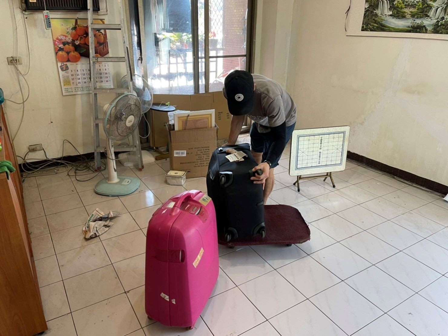 搬家公司推薦、新北搬家推薦【榮福搬家公司】南港搬家、桃園搬家公司推薦、台北搬家公司推薦、大型家具搬運、冰箱搬運、基隆搬家、搬家電、床墊搬運、神明桌搬運、搬公司行號、家庭搬家、搬鋼琴、搬工、搬運、搬家紙箱、跨縣市搬家、搬家車、搬家估價、搬家首選、搬家達人,針對顧客都秉持以用心實在專業搬家技巧,搬家實在用心值得您的信賴與選擇。優質搬家,包裝搬運「細膩包裝、專業搬運、用心服務、以客為尊」是榮福搬家公司的宗旨與精神。歡迎立即來電02-2651-2727專人服務。系統式家具拆裝找專業的榮福搬家就對了。 搬家公司推薦、新北搬家推薦【榮福搬家公司】南港搬家、桃園搬家公司推薦、台北搬家公司推薦、大型家具搬運、冰箱搬運、基隆搬家、搬家電、床墊搬運、神明桌搬運、搬公司行號、家庭搬家、搬鋼琴、搬工、搬運、搬家紙箱、跨縣市搬家、搬家車、搬家估價、搬家首選、搬家達人,針對顧客都秉持以用心實在專業搬家技巧,搬家實在用心值得您的信賴與選擇。優質搬家,包裝搬運「細膩包裝、專業搬運、用心服務、以客為尊」是榮福搬家公司的宗旨與精神。歡迎立即來電02-2651-2727專人服務。系統式家具拆裝找專業的榮福搬家就對了。