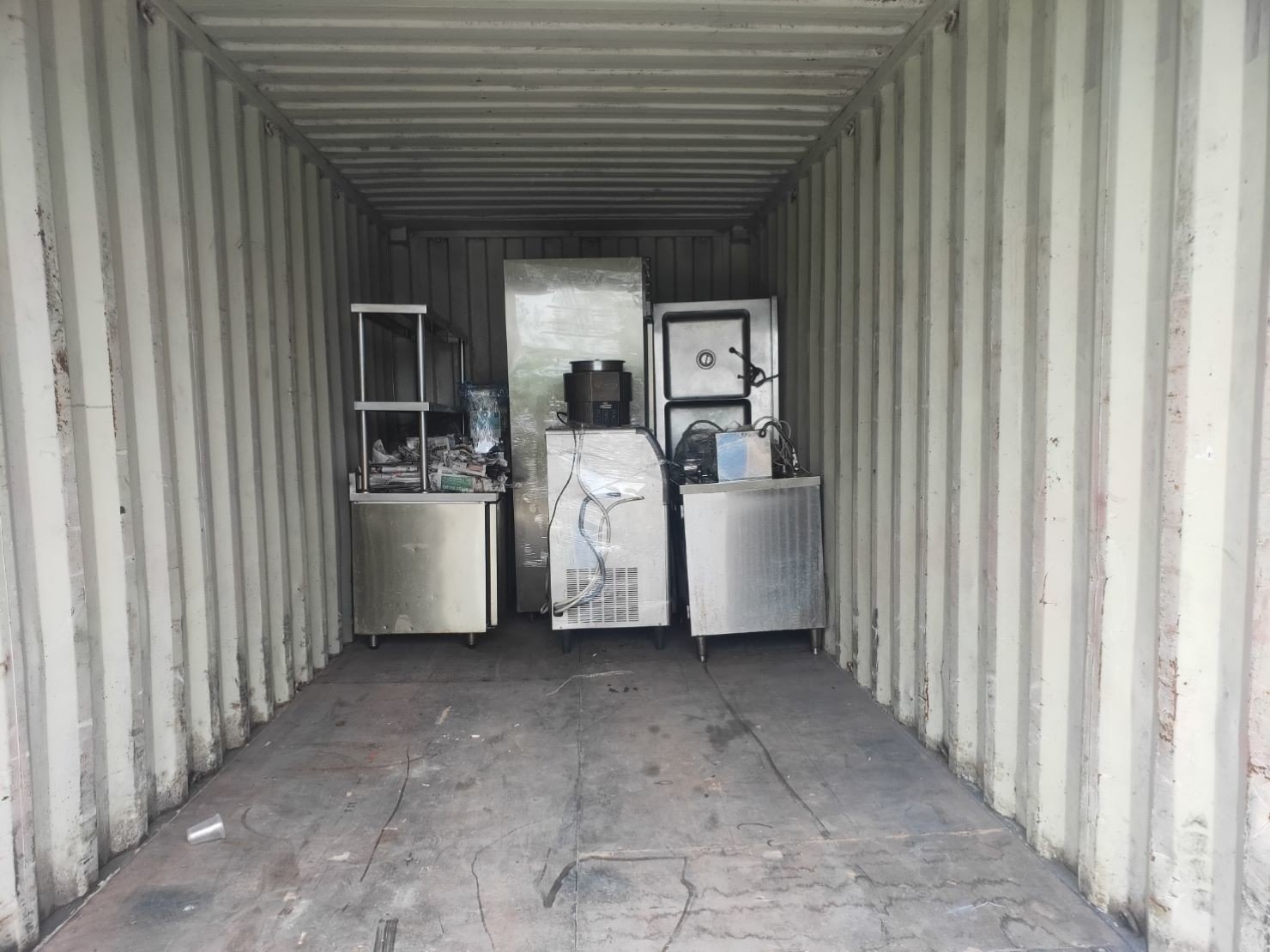 重物搬運、搬家公司推薦、新北搬家公司推薦【榮福搬家公司】南港搬家、桃園搬家公司推薦、台北搬家公司推薦、搬家具、冰箱搬運、搬營業用冰箱、基隆搬家、大型家電搬運、大型廚房設備搬運、搬公司行號、家庭搬家、廠房遷移、搬工計時、搬工服務、人力搬運、搬運、大型廚具搬運、搬生財器具、搬工作檯、冷凍櫃搬運、搬大型製冰機、中央廚房搬遷,針對顧客都秉持以用心實在專業搬家技巧,搬家實在用心值得您的信賴與選擇。歡迎來電咨詢02-2651-2727,榮福搬家有專員立即為您服務。 重物搬運、搬家公司推薦、新北搬家公司推薦【榮福搬家公司】南港搬家、桃園搬家公司推薦、台北搬家公司推薦、搬家具、冰箱搬運、搬營業用冰箱、基隆搬家、大型家電搬運、大型廚房設備搬運、搬公司行號、家庭搬家、廠房遷移、搬工計時、搬工服務、人力搬運、搬運、大型廚具搬運、搬生財器具、搬工作檯、冷凍櫃搬運、搬大型製冰機、中央廚房搬遷,針對顧客都秉持以用心實在專業搬家技巧,搬家實在用心值得您的信賴與選擇。歡迎來電咨詢02-2651-2727,榮福搬家有專員立即為您服務。