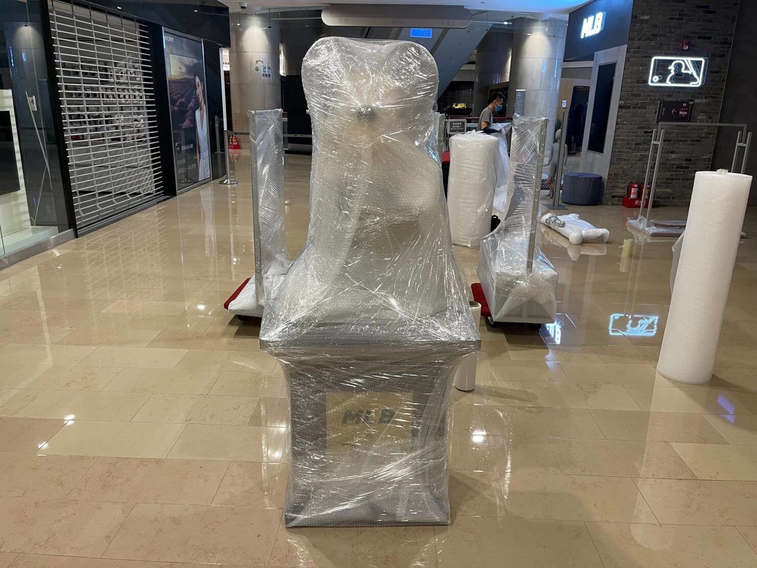 【榮福搬家】百貨倉儲暫放精緻包裝、百貨撤櫃、展示架搬運、中島雙排架搬運、服裝店展示架搬運、落地是掛衣架搬運,服飾店模特兒搬運、品牌大型公仔搬運、海外公仔搬運、公仔精緻包裝、模型精緻包裝,台北搬家公司推薦:大台北搬家,精緻包裝搬運「細膩包裝、專業搬運、用心服務、以客為尊」是榮福搬家公司的宗旨與精神。歡迎立即來電02-2651-2727專人服務。 【榮福搬家】百貨倉儲暫放精緻包裝、百貨撤櫃、展示架搬運、中島雙排架搬運、服裝店展示架搬運、落地是掛衣架搬運,服飾店模特兒搬運、品牌大型公仔搬運、海外公仔搬運、公仔精緻包裝、模型精緻包裝,台北搬家公司推薦:大台北搬家,精緻包裝搬運「細膩包裝、專業搬運、用心服務、以客為尊」是榮福搬家公司的宗旨與精神。歡迎立即來電02-2651-2727專人服務。