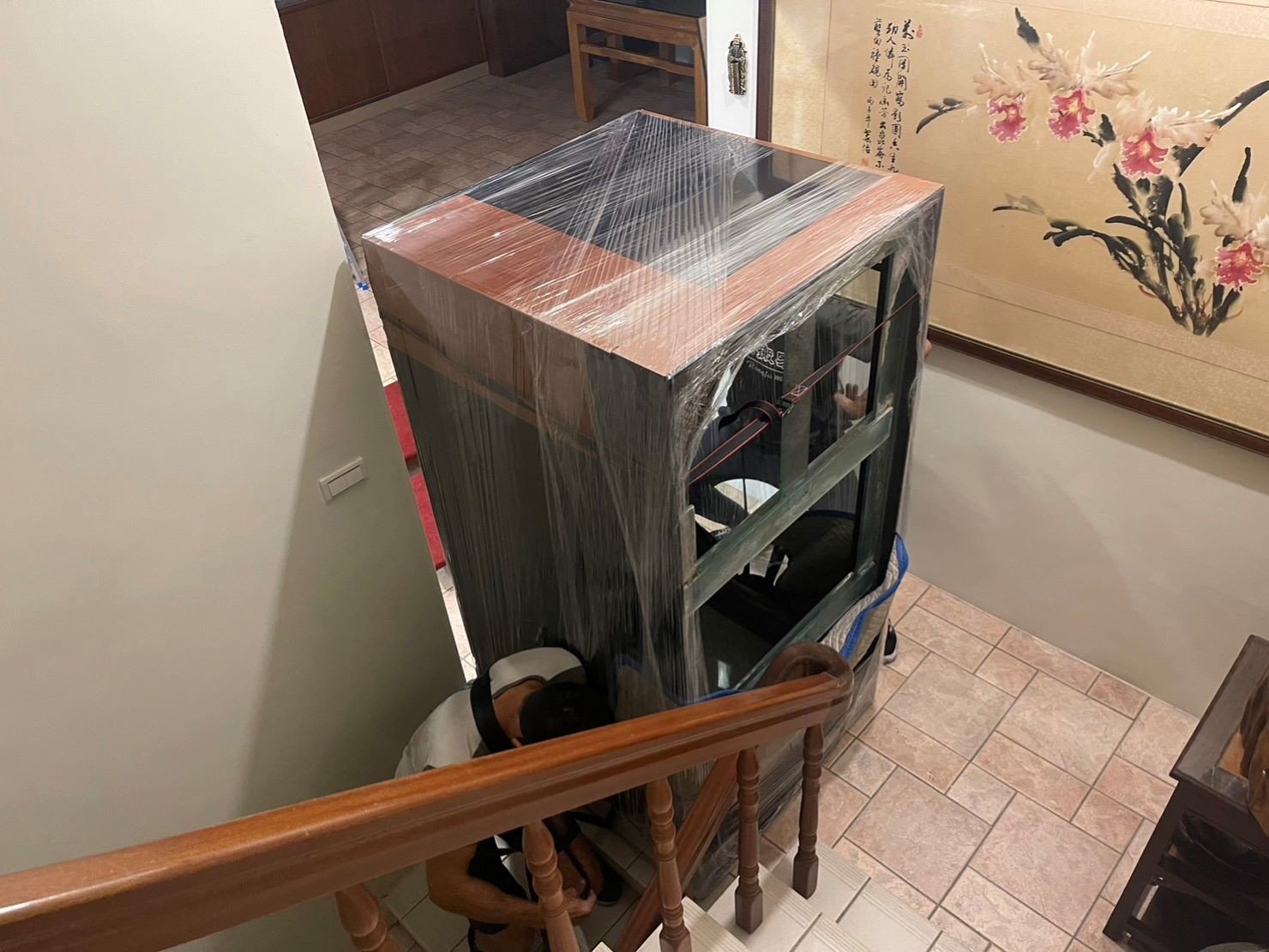 台北搬運6尺魚缸∣南港搬運6尺魚缸∣新北搬運6尺魚缸∣雙北搬運6尺魚缸∣汐止搬運6尺魚缸∣中永和搬運6尺魚缸∣板橋搬運6尺魚缸∣五股搬運6尺魚缸∣基隆搬運6尺魚缸∣桃園搬運6尺魚缸∣專業搬6尺魚缸【榮福搬家公司】具專業團隊擁有精緻包裝組及重物搬運組,能依據業主、顧客需求分派其專業團隊組,進行各尺魚缸專業安全搬運服務;給予最優質、放心各項搬家、搬運需求。 台北搬運6尺魚缸∣南港搬運6尺魚缸∣新北搬運6尺魚缸∣雙北搬運6尺魚缸∣汐止搬運6尺魚缸∣中永和搬運6尺魚缸∣板橋搬運6尺魚缸∣五股搬運6尺魚缸∣基隆搬運6尺魚缸∣桃園搬運6尺魚缸∣專業搬6尺魚缸【榮福搬家公司】具專業團隊擁有精緻包裝組及重物搬運組,能依據業主、顧客需求分派其專業團隊組,進行各尺魚缸專業安全搬運服務;給予最優質、放心各項搬家、搬運需求。