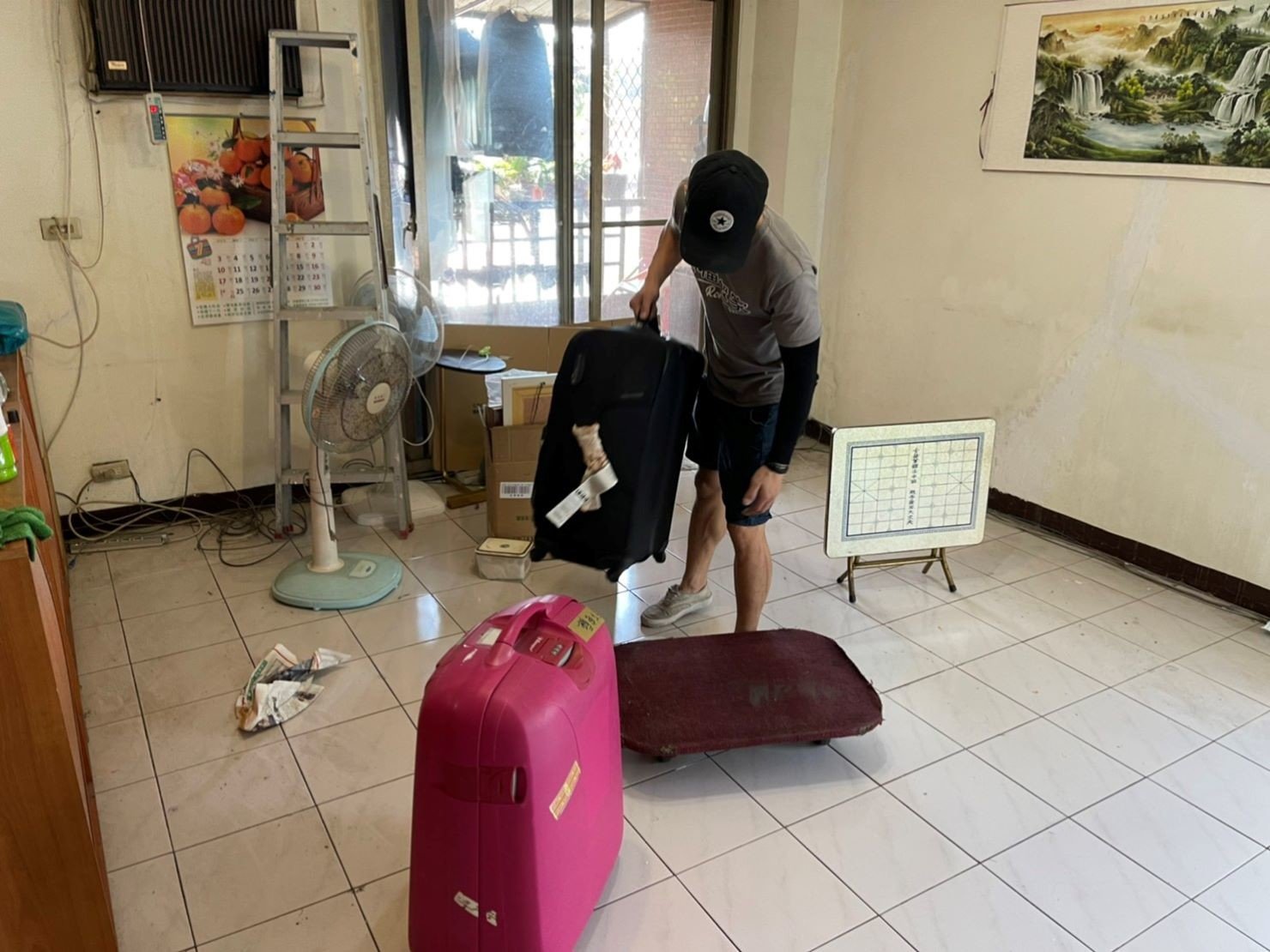 搬家公司推薦、新北搬家推薦【榮福搬家公司】南港搬家、桃園搬家公司推薦、台北搬家公司推薦、大型家具搬運、冰箱搬運、基隆搬家、搬家電、床墊搬運、神明桌搬運、搬公司行號、家庭搬家、搬鋼琴、搬工、搬運、搬家紙箱、跨縣市搬家、搬家車、搬家估價、搬家首選、搬家達人,針對顧客都秉持以用心實在專業搬家技巧,搬家實在用心值得您的信賴與選擇。優質搬家,包裝搬運「細膩包裝、專業搬運、用心服務、以客為尊」是榮福搬家公司的宗旨與精神。歡迎立即來電02-2651-2727專人服務。系統式家具拆裝找專業的榮福搬家就對了。 搬家公司推薦、新北搬家推薦【榮福搬家公司】南港搬家、桃園搬家公司推薦、台北搬家公司推薦、大型家具搬運、冰箱搬運、基隆搬家、搬家電、床墊搬運、神明桌搬運、搬公司行號、家庭搬家、搬鋼琴、搬工、搬運、搬家紙箱、跨縣市搬家、搬家車、搬家估價、搬家首選、搬家達人,針對顧客都秉持以用心實在專業搬家技巧,搬家實在用心值得您的信賴與選擇。優質搬家,包裝搬運「細膩包裝、專業搬運、用心服務、以客為尊」是榮福搬家公司的宗旨與精神。歡迎立即來電02-2651-2727專人服務。系統式家具拆裝找專業的榮福搬家就對了。