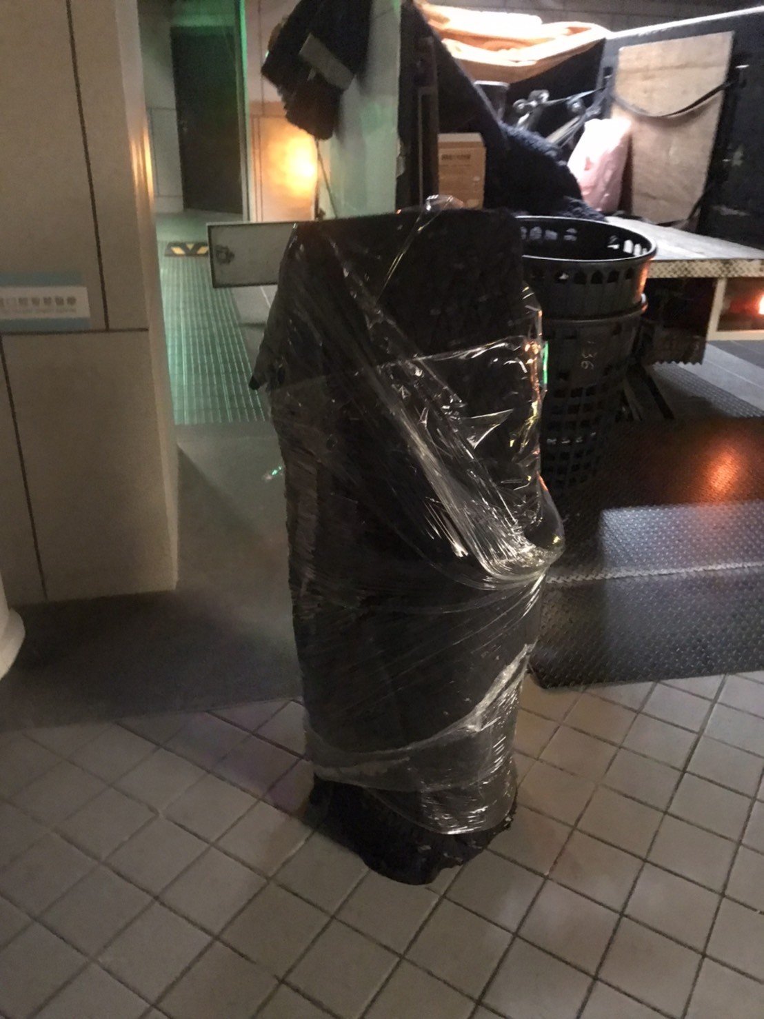 台北牙醫教育中心口掃機搬遷|南港牙醫教育中心口掃機搬遷|內湖牙醫教育中心口掃機搬遷|士林牙醫教育中心口掃機搬遷|板橋牙醫教育中心口掃機搬遷|新北牙醫教育中心口掃機搬遷|台北牙醫教育中心3D齒雕機搬遷|新北牙醫教育中心3D齒雕機搬遷|士林牙醫教育中心3D齒雕機搬遷|內湖牙醫教育中心3D齒雕機搬遷|板橋牙醫教育中心齒雕雞搬遷|新北牙醫教育中心齒雕雞搬遷|皮膚管理皮秒儀器搬遷|皮膚管理雷射設備搬遷|各式醫美雷射器材搬運|脈衝光儀器設備搬遷|除毛雷射儀器設備搬遷|電波拉皮儀器設備搬遷|【榮福搬家】屬專業搬家細膩運唯一首選,累積20年各式各樣特殊儀器設備的搬運經驗,專業敏捷快速完成您的各項搬運任務。針對顧客都秉持以用心實在專業搬家技巧,搬家實在用心值得您的信賴與選擇。歡迎來電咨詢02-2651-2727,榮福搬家有專員立即為您服務。 台北牙醫教育中心口掃機搬遷|南港牙醫教育中心口掃機搬遷|內湖牙醫教育中心口掃機搬遷|士林牙醫教育中心口掃機搬遷|板橋牙醫教育中心口掃機搬遷|新北牙醫教育中心口掃機搬遷|台北牙醫教育中心3D齒雕機搬遷|新北牙醫教育中心3D齒雕機搬遷|士林牙醫教育中心3D齒雕機搬遷|內湖牙醫教育中心3D齒雕機搬遷|板橋牙醫教育中心齒雕雞搬遷|新北牙醫教育中心齒雕雞搬遷|皮膚管理皮秒儀器搬遷|皮膚管理雷射設備搬遷|各式醫美雷射器材搬運|脈衝光儀器設備搬遷|除毛雷射儀器設備搬遷|電波拉皮儀器設備搬遷|【榮福搬家】屬專業搬家細膩運唯一首選,累積20年各式各樣特殊儀器設備的搬運經驗,專業敏捷快速完成您的各項搬運任務。針對顧客都秉持以用心實在專業搬家技巧,搬家實在用心值得您的信賴與選擇。歡迎來電咨詢02-2651-2727,榮福搬家有專員立即為您服務。