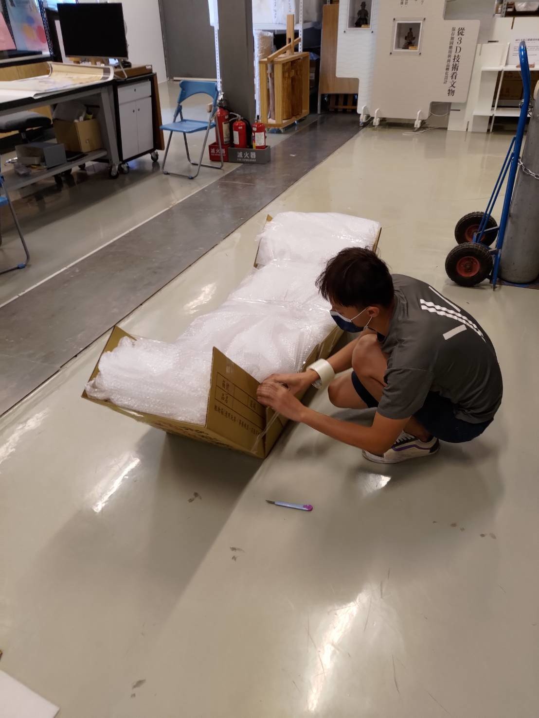 搬家公司推薦、台北搬家推薦【榮福搬家公司】南港搬家、桃園搬家公司推薦、新北搬家公司推薦、博物館搬遷、展覽館搬遷、企業搬運服務、精緻包裝、漁船模型、歷史博物館搬遷、手工訂製模型防碰撞包裝、國內海運精緻包裝、國內海運防碰撞包裝、人力搬運,針對顧客都秉持以用心實在專業搬家技巧,搬家實在用心值得您的信賴與選擇。歡迎來電咨詢02-2651-2727,榮福搬家有專員立即為您服務。 搬家公司推薦、台北搬家推薦【榮福搬家公司】南港搬家、桃園搬家公司推薦、新北搬家公司推薦、博物館搬遷、展覽館搬遷、企業搬運服務、精緻包裝、漁船模型、歷史博物館搬遷、手工訂製模型防碰撞包裝、國內海運精緻包裝、國內海運防碰撞包裝、人力搬運,針對顧客都秉持以用心實在專業搬家技巧,搬家實在用心值得您的信賴與選擇。歡迎來電咨詢02-2651-2727,榮福搬家有專員立即為您服務。