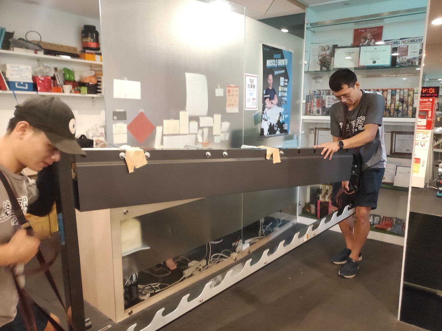 台北搬家、新北搬家、搬家公司推薦、新北搬家公司推薦【榮福搬家公司】運動器材搬運、基隆搬家、南港搬家、桃園搬家公司推薦、搬健身房運動設備、精密儀器搬運、精密儀器包裝、拆裝服務、搬工計時、人工搬運、單件家具搬運、單一物件搬運、藝術品包裝運輸、藝術品搬運、搬家首選、吊掛搬運、吊家具搬運、大型家具搬運、台北搬家公司推薦:大台北搬家,精緻搬運「細膩包裝、專業搬運、用心服務、以客為尊」是榮福搬家公司的宗旨與精神。歡迎立即來電02-2651-2727專人服務。 台北搬家、新北搬家、搬家公司推薦、新北搬家公司推薦【榮福搬家公司】運動器材搬運、基隆搬家、南港搬家、桃園搬家公司推薦、搬健身房運動設備、精密儀器搬運、精密儀器包裝、拆裝服務、搬工計時、人工搬運、單件家具搬運、單一物件搬運、藝術品包裝運輸、藝術品搬運、搬家首選、吊掛搬運、吊家具搬運、大型家具搬運、台北搬家公司推薦:大台北搬家,精緻搬運「細膩包裝、專業搬運、用心服務、以客為尊」是榮福搬家公司的宗旨與精神。歡迎立即來電02-2651-2727專人服務。