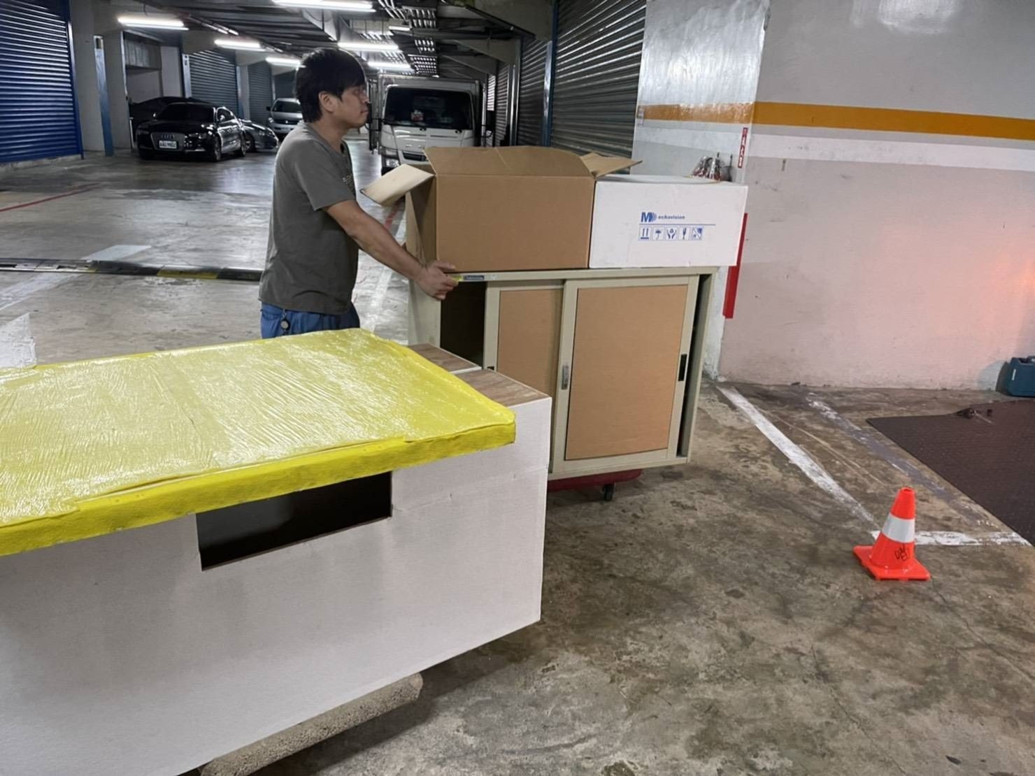 搬家公司推薦、新北搬家公司推薦、桃園搬家公司推薦、基隆搬家公司推薦【榮福搬家公司】企業搬遷、搬家需用吊車、單件搬運、南港搬家、台北搬家公司、搬垃圾清運、丟家具清運、搬公司行號、家庭搬家、搬鋼琴、搬工,針對顧客都秉持以用心實在專業搬家技巧,搬家實在用心值得您的信賴與選擇。歡迎來電咨詢02-2651-2727,榮福搬家有專員立即為您服務。 搬家公司推薦、新北搬家公司推薦、桃園搬家公司推薦、基隆搬家公司推薦【榮福搬家公司】企業搬遷、搬家需用吊車、單件搬運、南港搬家、台北搬家公司、搬垃圾清運、丟家具清運、搬公司行號、家庭搬家、搬鋼琴、搬工,針對顧客都秉持以用心實在專業搬家技巧,搬家實在用心值得您的信賴與選擇。歡迎來電咨詢02-2651-2727,榮福搬家有專員立即為您服務。