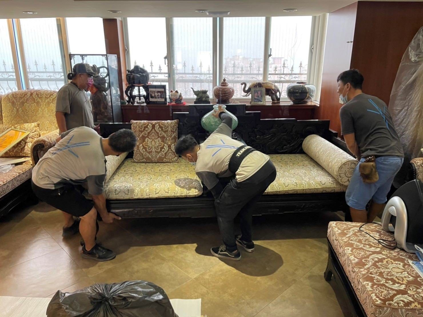 搬浴缸、按摩浴缸、TOTO浴缸、TOTO太空寢浴、搬重物【榮福搬家公司】精搬重物、搬家具、搬家首選、特殊重物搬運、單件重物搬運、專搬重物、企業搬運服務、公司行號搬遷、搬遷、新北搬家公司推薦、搬家公司、基隆搬家、南港搬家、桃園搬家公司推薦、台北搬家公司推薦:大台北搬家,精緻包裝搬運「細膩包裝、專業搬運、用心服務、以客為尊」是榮福搬家公司的宗旨與精神。歡迎立即來電02-2651-2727專人服務。 搬浴缸、按摩浴缸、TOTO浴缸、TOTO太空寢浴、搬重物【榮福搬家公司】精搬重物、搬家具、搬家首選、特殊重物搬運、單件重物搬運、專搬重物、企業搬運服務、公司行號搬遷、搬遷、新北搬家公司推薦、搬家公司、基隆搬家、南港搬家、桃園搬家公司推薦、台北搬家公司推薦:大台北搬家,精緻包裝搬運「細膩包裝、專業搬運、用心服務、以客為尊」是榮福搬家公司的宗旨與精神。歡迎立即來電02-2651-2727專人服務。