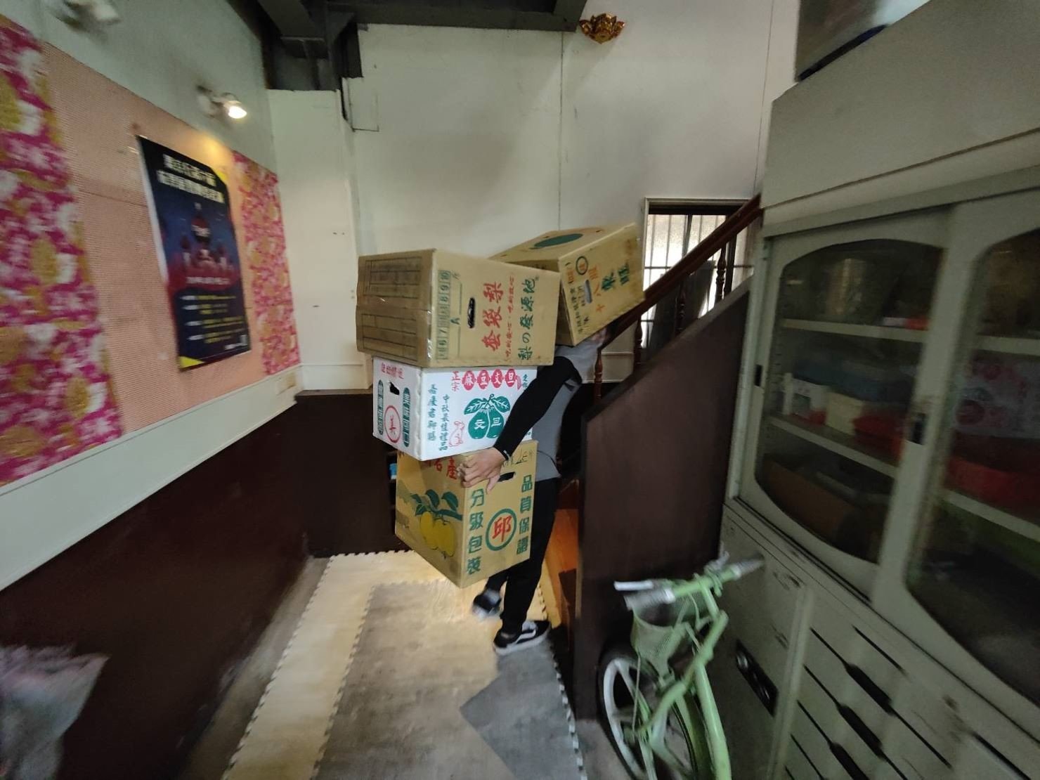 特殊搬運、搬重物【榮福搬家】只搬單一物件、基隆搬家、南港搬家、桃園搬家公司推薦、新北搬家公司推薦、企業搬運服務、搬公司行號、廠房遷移、成衣工廠設備搬移、桌上型紡織機(加熱型)、紡織直噴機、商用列印機搬移、熱轉印機搬移、工業型列印機、學校單位大型海報印表機、精緻包裝、家庭搬家、搬鋼琴、搬工計時、搬工服務、人力搬運，針對顧客都秉持以用心實在專業搬家技巧，搬家實在用心值得您的信賴與選擇。歡迎來電咨詢02-2651-2727，榮福搬家有專員立即為您服務。