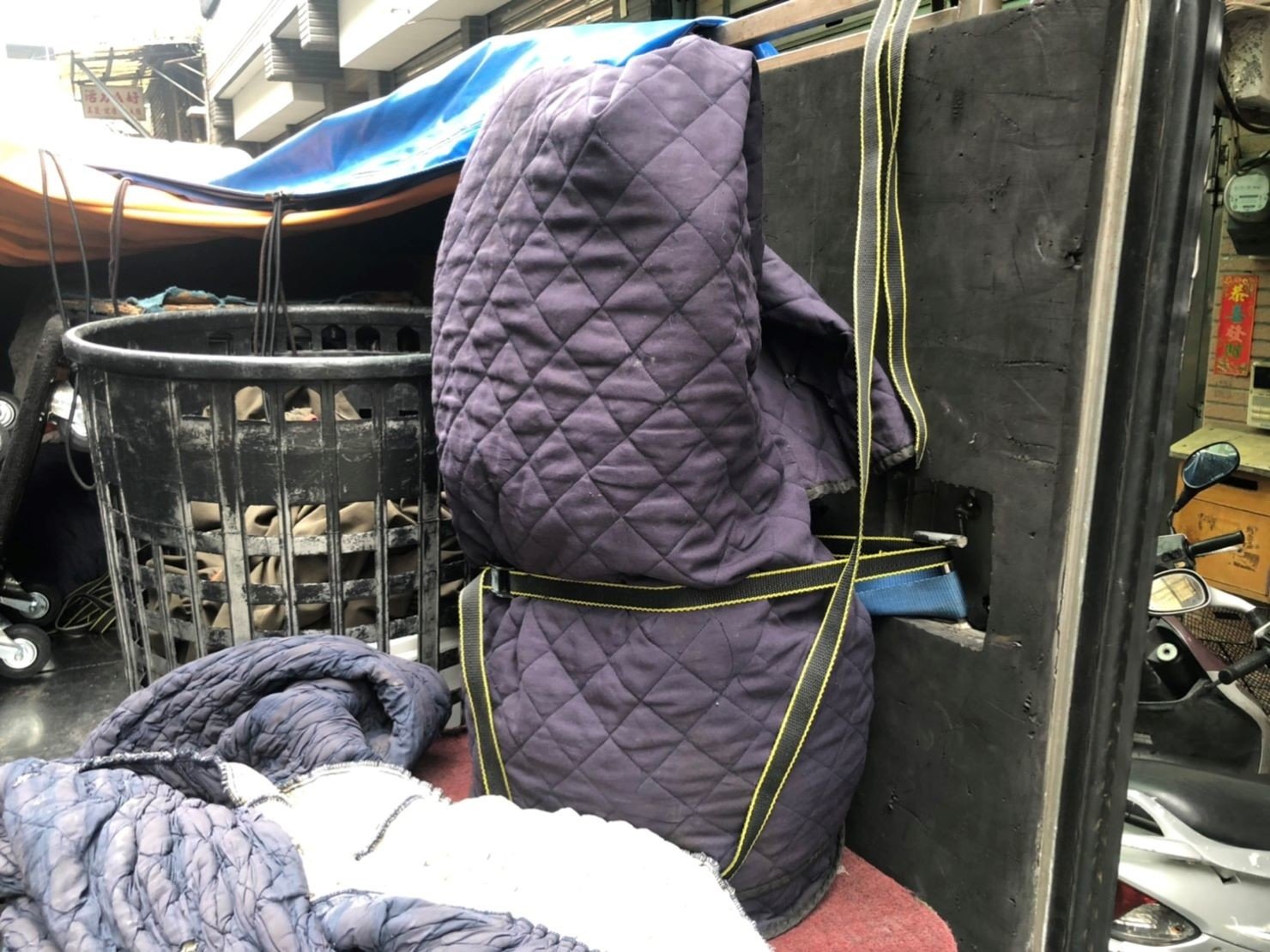 佛像搬運【榮福搬家公司】搬佛像、搬家首選、搬家公司推薦:優質搬家,包裝搬運「細膩包裝、專業搬運、用心服務、以客為尊」是榮福搬家公司的宗旨與精神。歡迎立即來電02-2651-2727專人服務。 佛像搬運【榮福搬家公司】搬佛像、搬家首選、搬家公司推薦:優質搬家,包裝搬運「細膩包裝、專業搬運、用心服務、以客為尊」是榮福搬家公司的宗旨與精神。歡迎立即來電02-2651-2727專人服務。