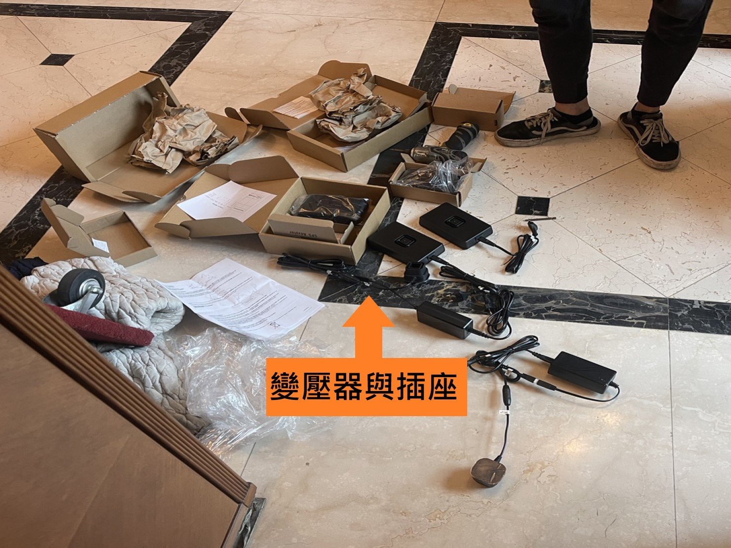 進口家具搬運首選∣歐洲代購家具搬運∣美國代購家具搬運∣基隆集貨倉家具搬運∣歐洲精品家具搬運∣義大利電動沙發搬運∣德國電動沙發搬運∣專搬Himolla電動沙發∣提領家具搬運∣台北義大利電動沙發組裝∣海運家具提領代拆包裝、搬運∣【榮福搬家公司】搬家首選、搬家公司推薦:優質搬家,包裝搬運「細膩包裝、專業搬運、用心服務、以客為尊」是榮福搬家公司的宗旨與精神。歡迎立即來電02-2651-2727專人服務。系統式家具拆裝找專業的榮福搬家就對了。 進口家具搬運首選∣歐洲代購家具搬運∣美國代購家具搬運∣基隆集貨倉家具搬運∣歐洲精品家具搬運∣義大利電動沙發搬運∣德國電動沙發搬運∣專搬Himolla電動沙發∣提領家具搬運∣台北義大利電動沙發組裝∣海運家具提領代拆包裝、搬運∣【榮福搬家公司】搬家首選、搬家公司推薦:優質搬家,包裝搬運「細膩包裝、專業搬運、用心服務、以客為尊」是榮福搬家公司的宗旨與精神。歡迎立即來電02-2651-2727專人服務。系統式家具拆裝找專業的榮福搬家就對了。