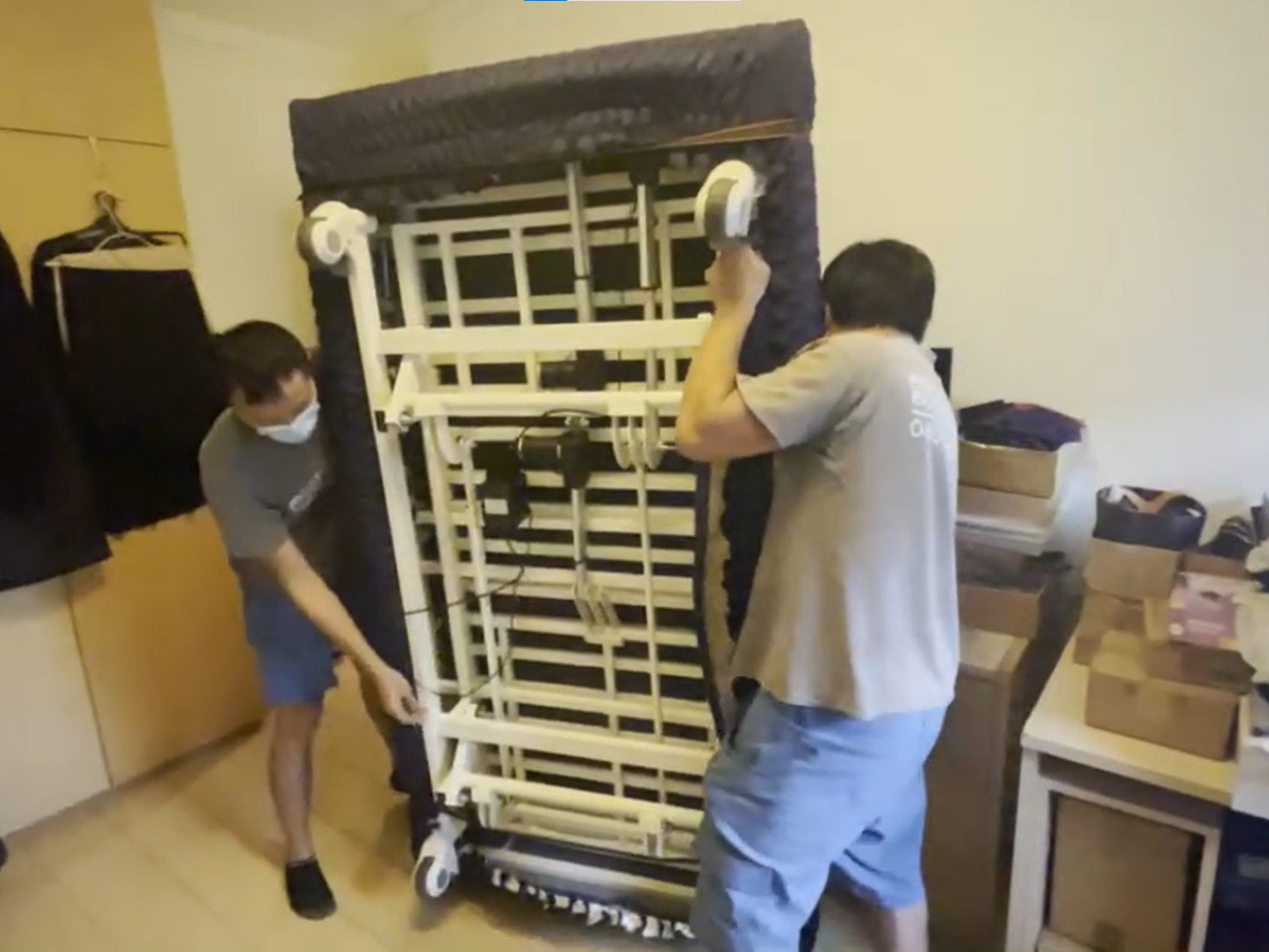 特殊搬運、搬重物【榮福搬家】醫療床、電動床、電動病床、只搬單一物件、南港搬家、桃園搬家公司推薦、新北搬家公司推薦、百貨公司進撤櫃、專櫃進撤櫃、企業搬運服務、搬公司行號、廠房遷移、公司行號搬遷、政府機關搬遷、百貨專櫃遷移、學校單位搬遷、精緻包裝、家庭搬家、搬鋼琴、搬工計時、搬工服務、人力搬運,針對顧客都秉持以用心實在專業搬家技巧,搬家實在用心值得您的信賴與選擇。歡迎來電咨詢02-2651-2727,榮福搬家有專員立即為您服務。 特殊搬運、搬重物【榮福搬家】醫療床、電動床、電動病床、只搬單一物件、南港搬家、桃園搬家公司推薦、新北搬家公司推薦、百貨公司進撤櫃、專櫃進撤櫃、企業搬運服務、搬公司行號、廠房遷移、公司行號搬遷、政府機關搬遷、百貨專櫃遷移、學校單位搬遷、精緻包裝、家庭搬家、搬鋼琴、搬工計時、搬工服務、人力搬運,針對顧客都秉持以用心實在專業搬家技巧,搬家實在用心值得您的信賴與選擇。歡迎來電咨詢02-2651-2727,榮福搬家有專員立即為您服務。