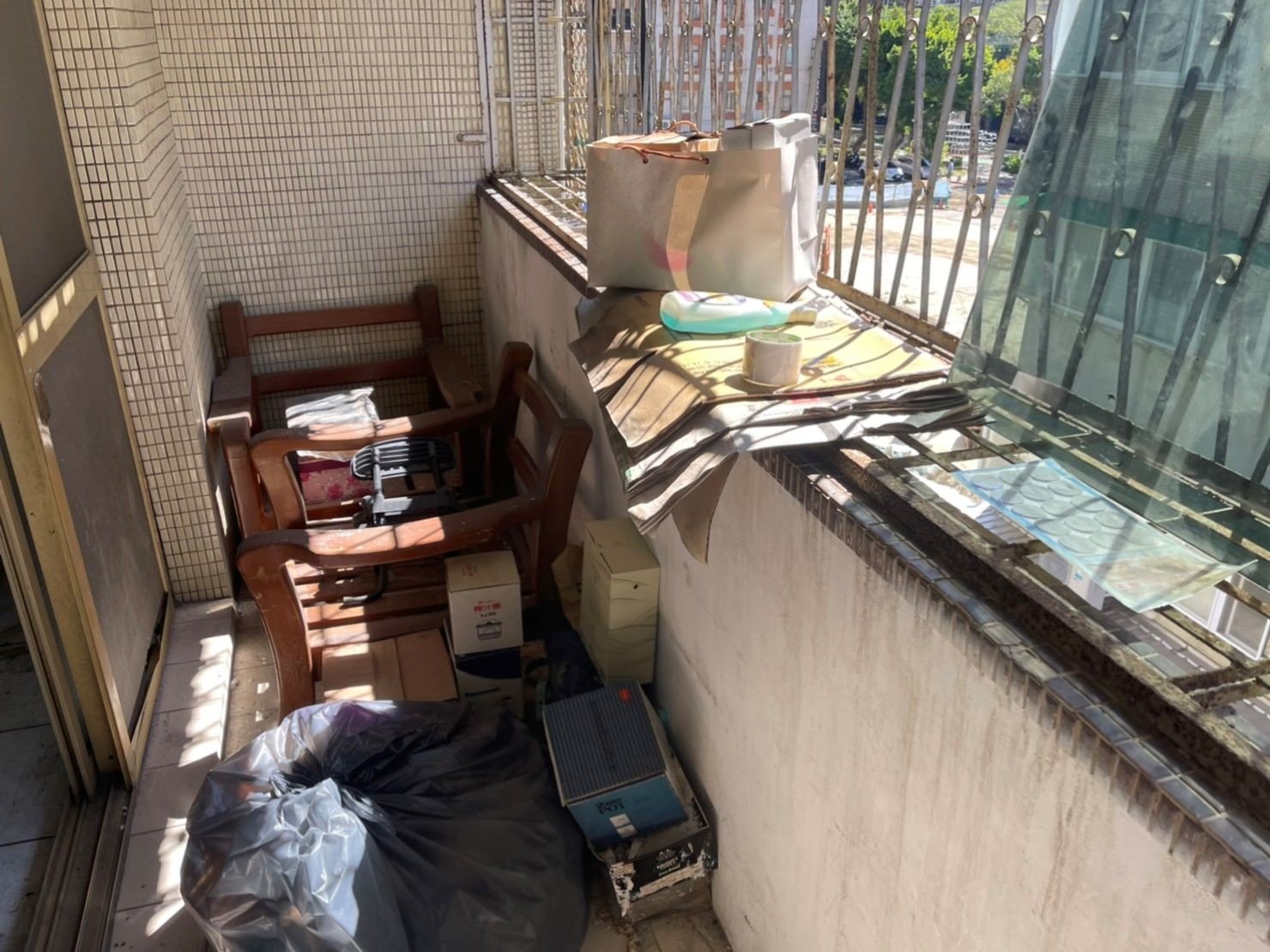 新北市垃圾清運、台北垃圾清運、不要的家具怎麼辦、搬家公司推薦、新北搬家推薦【榮福搬家公司】南港搬家、桃園搬家公司推薦、桃園大型垃圾、台北搬家公司推薦、租屋族、套房、雅房、房東、房東最愛、搬垃圾處理、家庭廢棄物清運、廢棄物處理、搬運廢棄物、家具垃圾處理、清運、搬家具、冰箱搬運、基隆搬家、大型家電回收清運、床墊搬運、搬衣櫃、大型家具丟棄、搬公司行號、家庭垃圾清運公司、清垃圾、廢棄家具處理、廢棄家具清運、搬家車,針對顧客都秉持以用心實在專業搬家技巧,搬家實在用心值得您的信賴與選擇。歡迎來電咨詢02-2651-2727,榮福搬家有專員立即為您服務。 新北市垃圾清運、台北垃圾清運、不要的家具怎麼辦、搬家公司推薦、新北搬家推薦【榮福搬家公司】南港搬家、桃園搬家公司推薦、桃園大型垃圾、台北搬家公司推薦、租屋族、套房、雅房、房東、房東最愛、搬垃圾處理、家庭廢棄物清運、廢棄物處理、搬運廢棄物、家具垃圾處理、清運、搬家具、冰箱搬運、基隆搬家、大型家電回收清運、床墊搬運、搬衣櫃、大型家具丟棄、搬公司行號、家庭垃圾清運公司、清垃圾、廢棄家具處理、廢棄家具清運、搬家車,針對顧客都秉持以用心實在專業搬家技巧,搬家實在用心值得您的信賴與選擇。歡迎來電咨詢02-2651-2727,榮福搬家有專員立即為您服務。